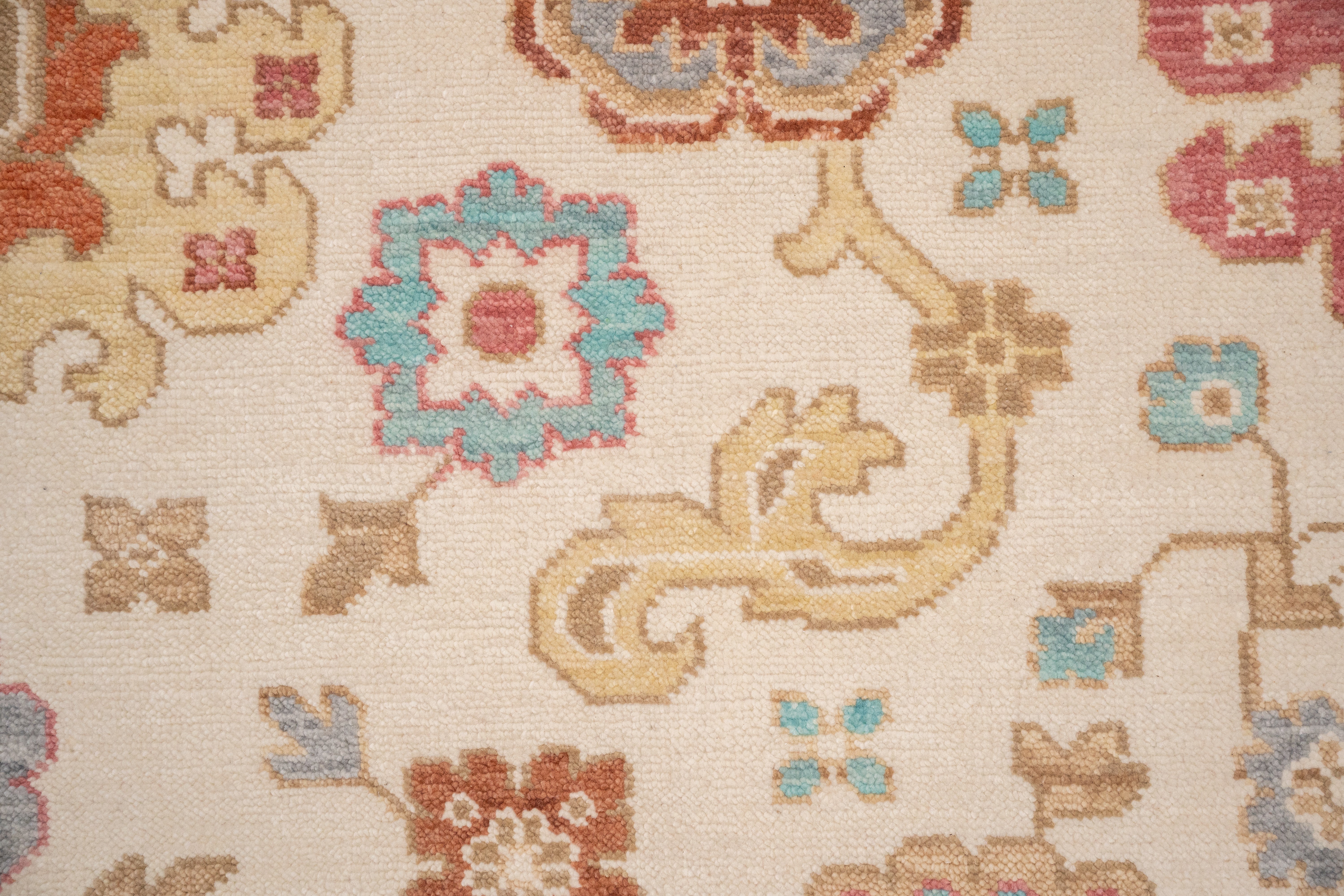 Handknotted Carpet, DIA- 13 OUSHAK, Almond, Brown, Green Sheen & Taupe
