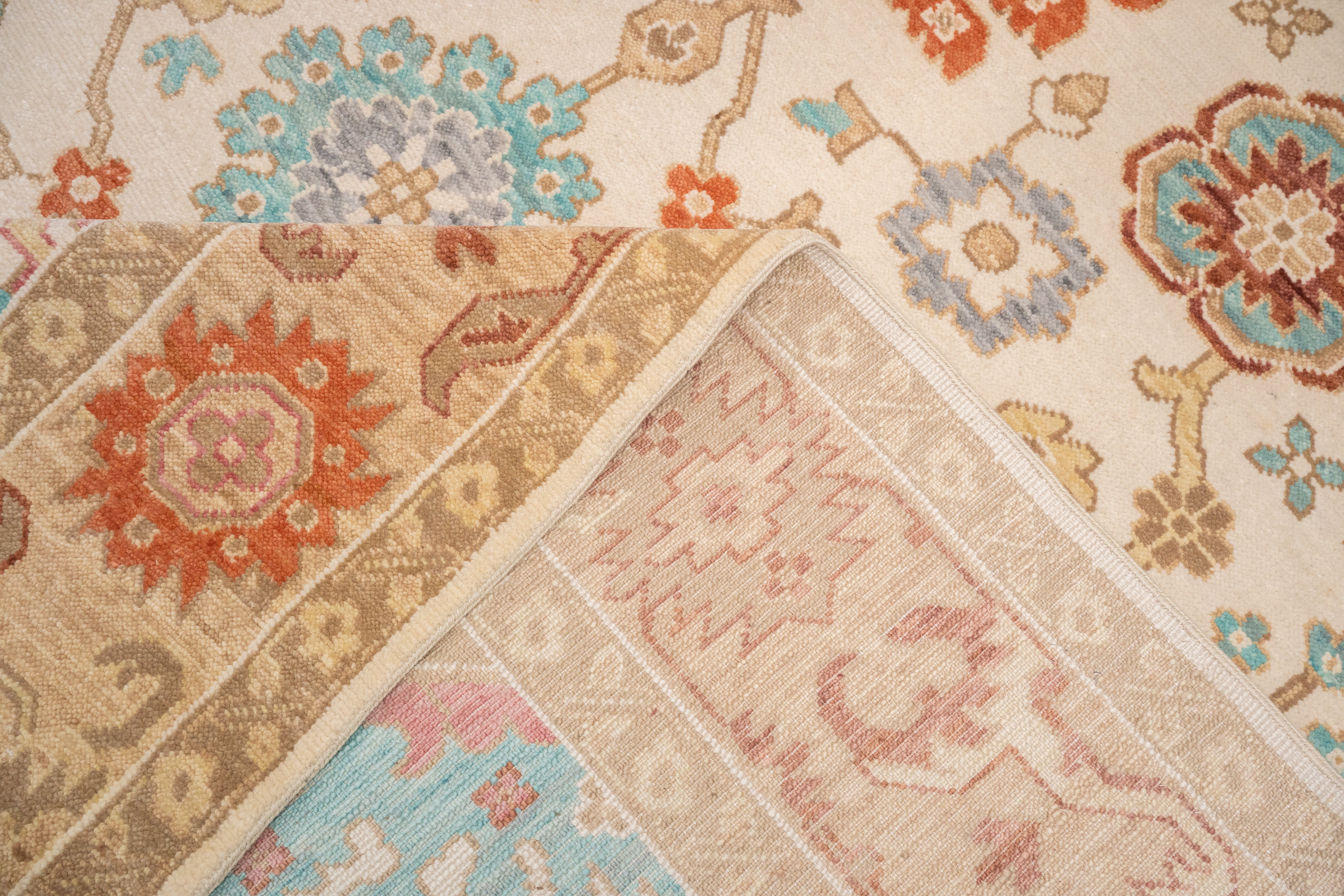 Handknotted Carpet, DIA- 13 OUSHAK, Almond, Brown, Green Sheen & Taupe