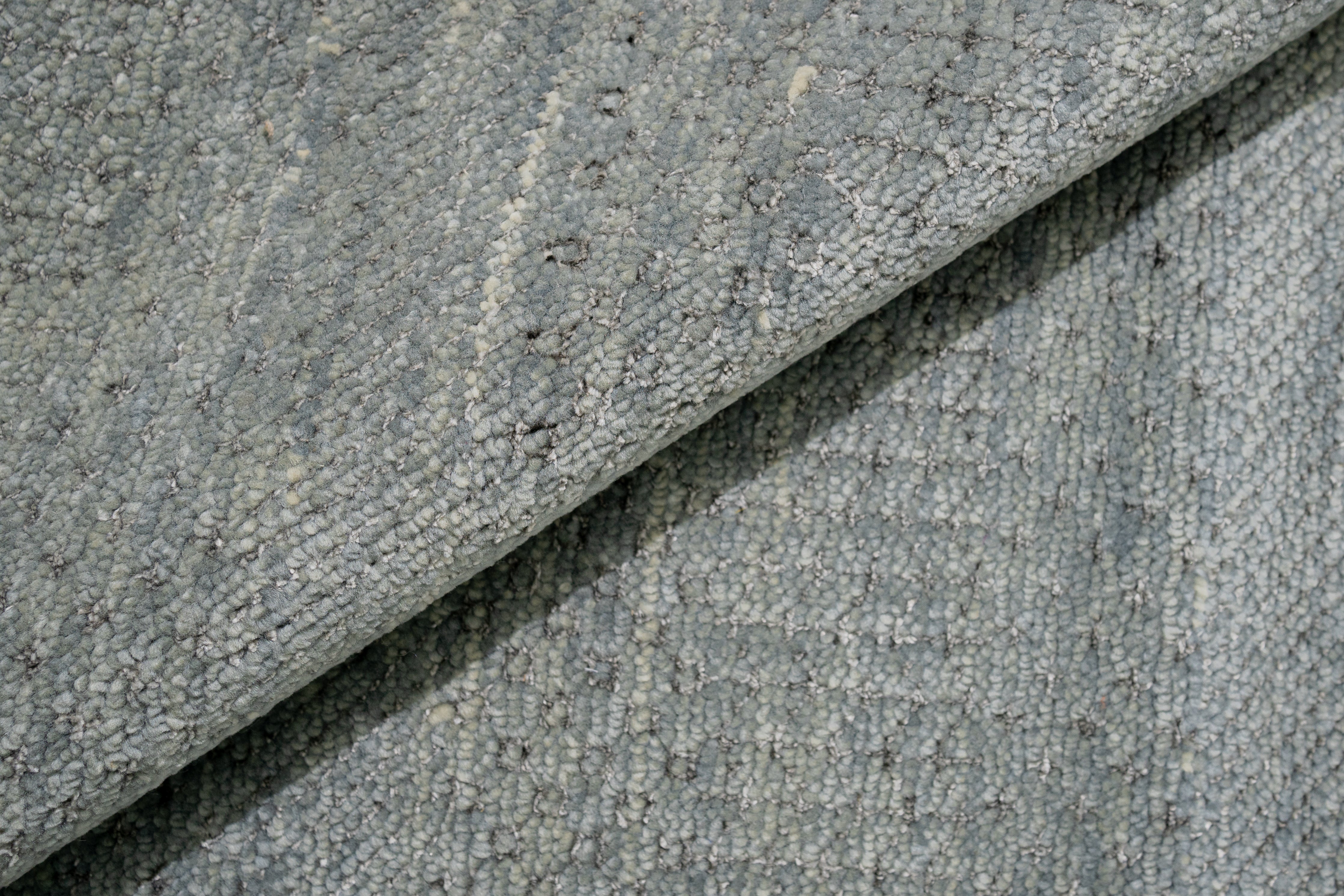 Handknotted Carpet DIA- 1365