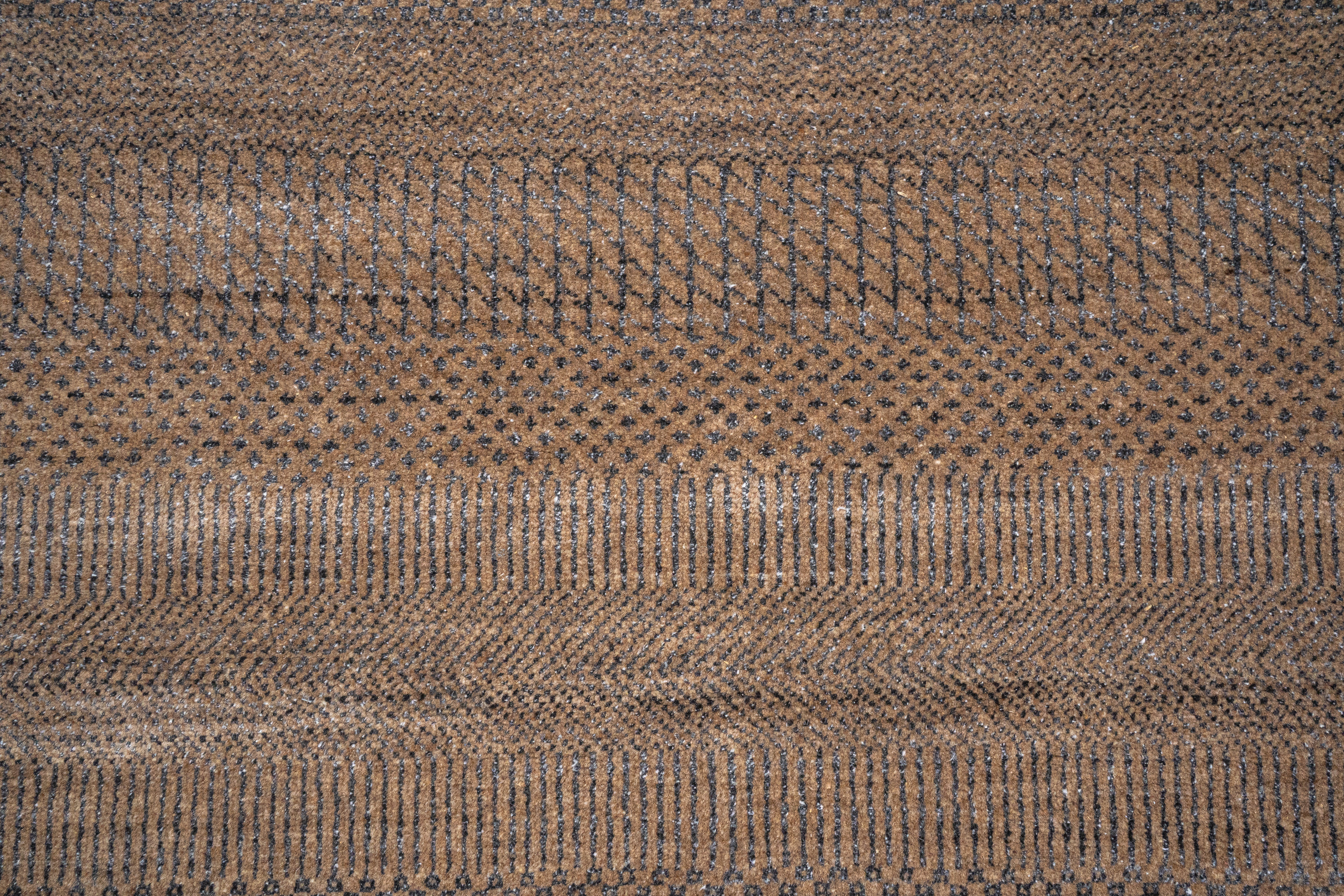 DIA- 1518 MCN Пастельно-коричневый и изюмно-черный