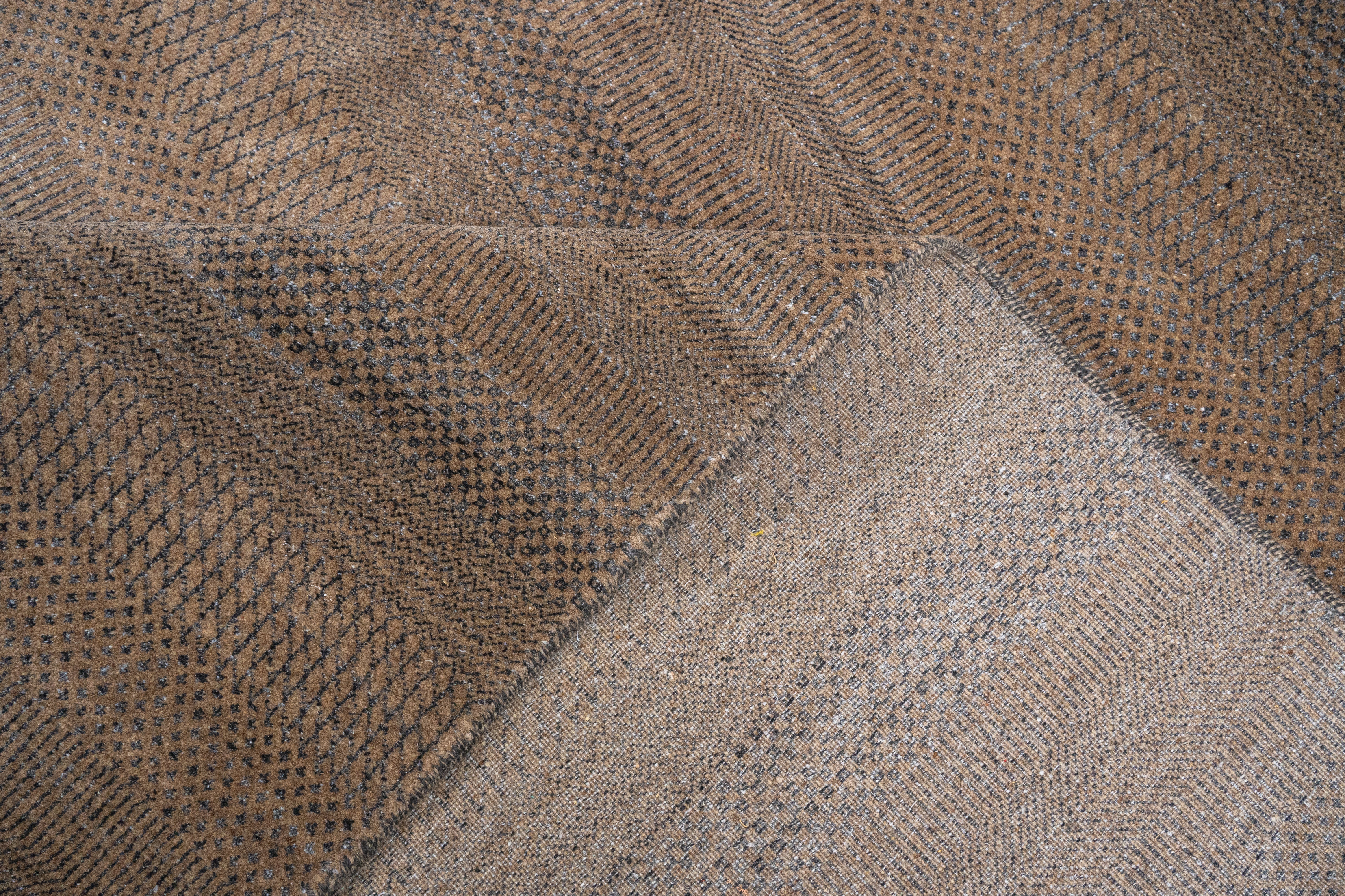 DIA- 1518 MCN Пастельно-коричневый и изюмно-черный