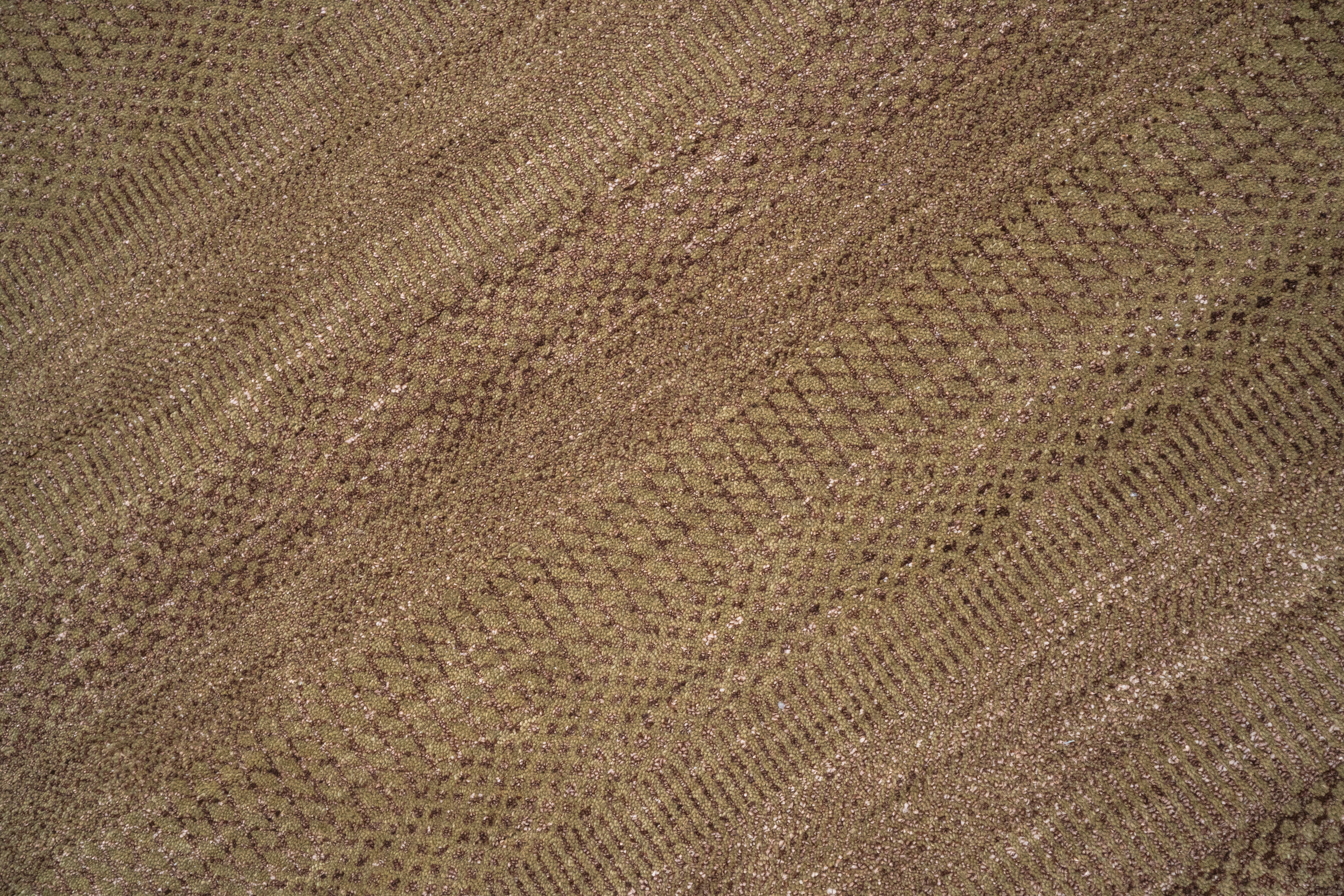 Handknotted Carpet DIA- 1529 MCN,  Natural & Brown