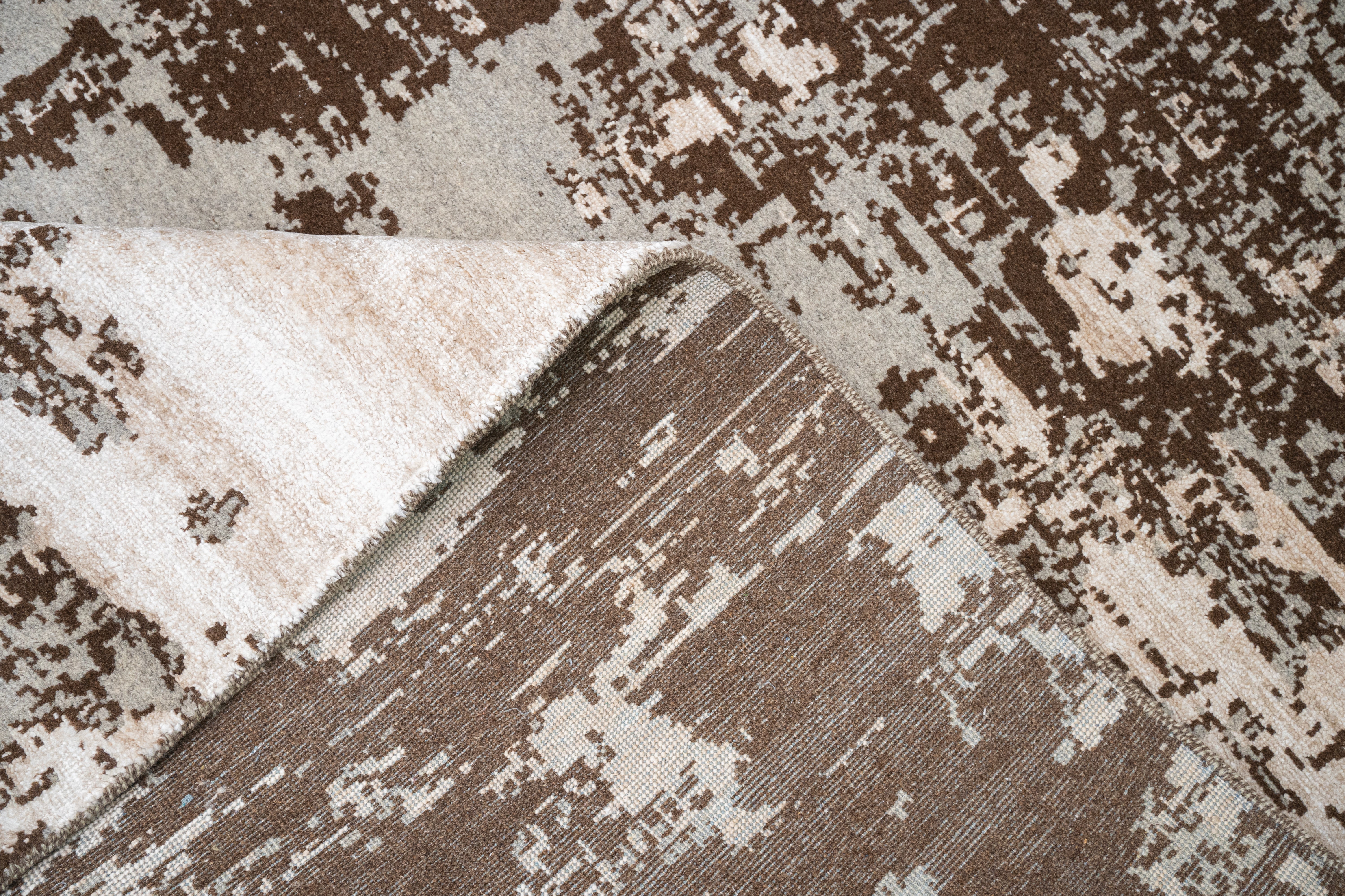 Abstract Design  Handknotted Carpet DIA- 1551 GALAXY 25, Pastel Gray, Coffee & Pale Silver