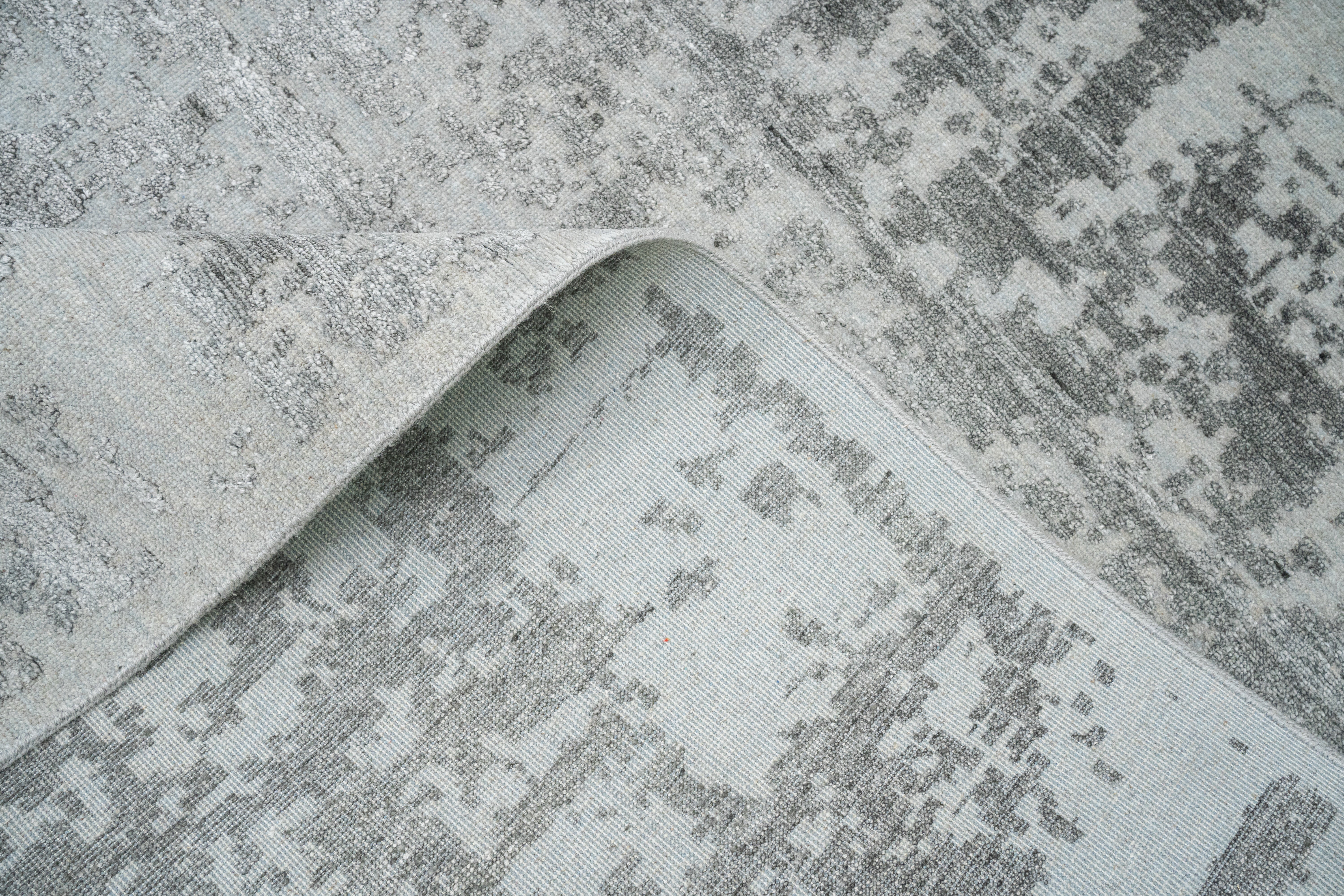 Handknotted Carpet, DIA- 159 CHECK, Silver Sand & Granite Gray