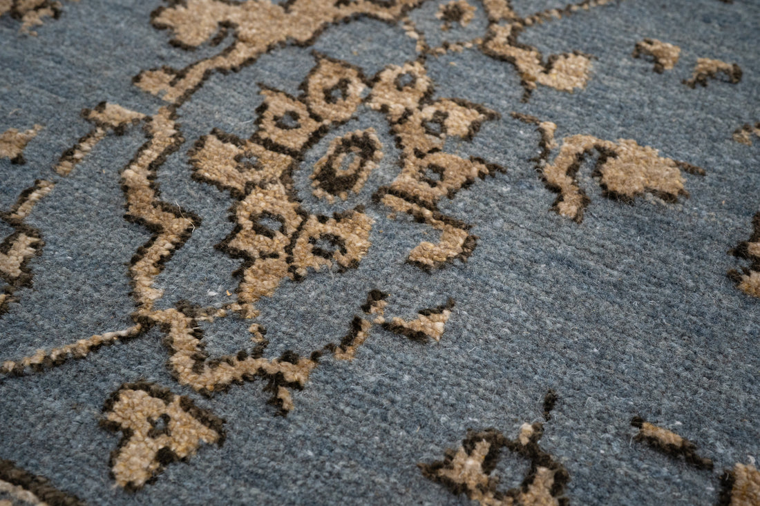 Handknotted Carpet DIA- 1595 SERAPI, AuroMetalSaurus, Beaver & Blurrywood