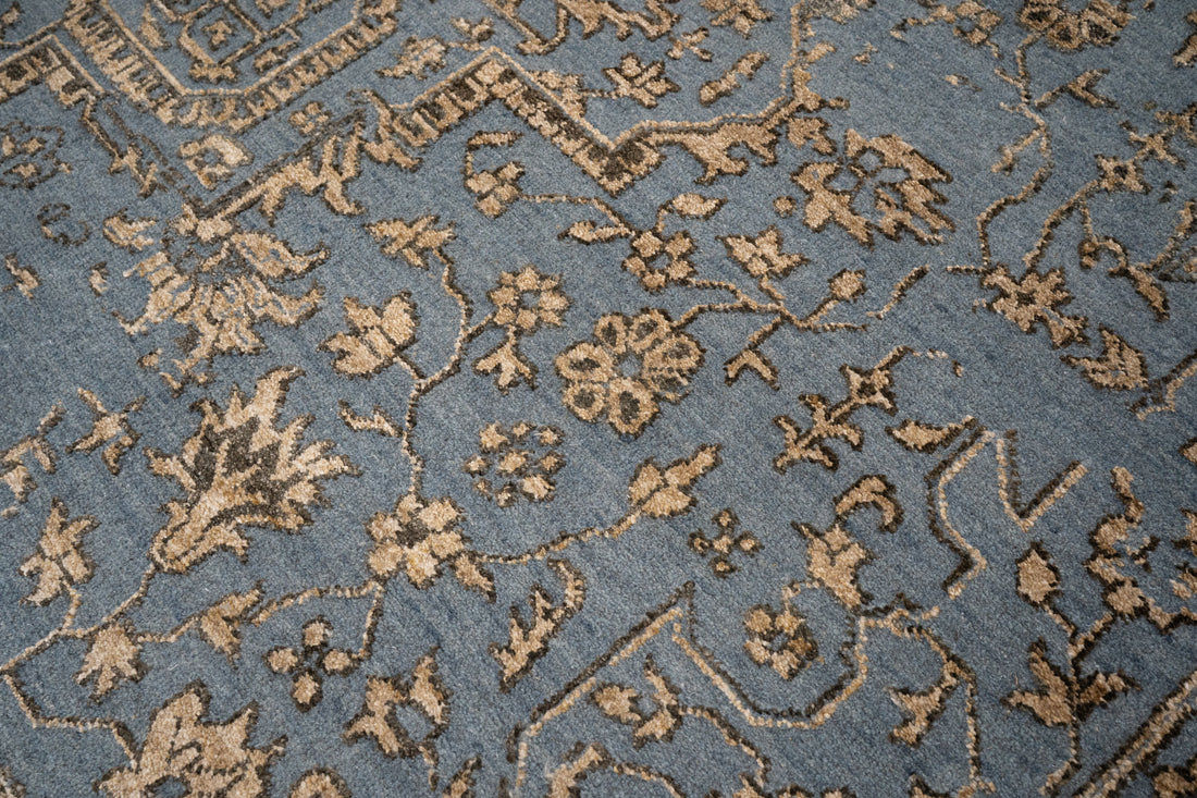 Handknotted Carpet DIA- 1595 SERAPI, AuroMetalSaurus, Beaver & Blurrywood