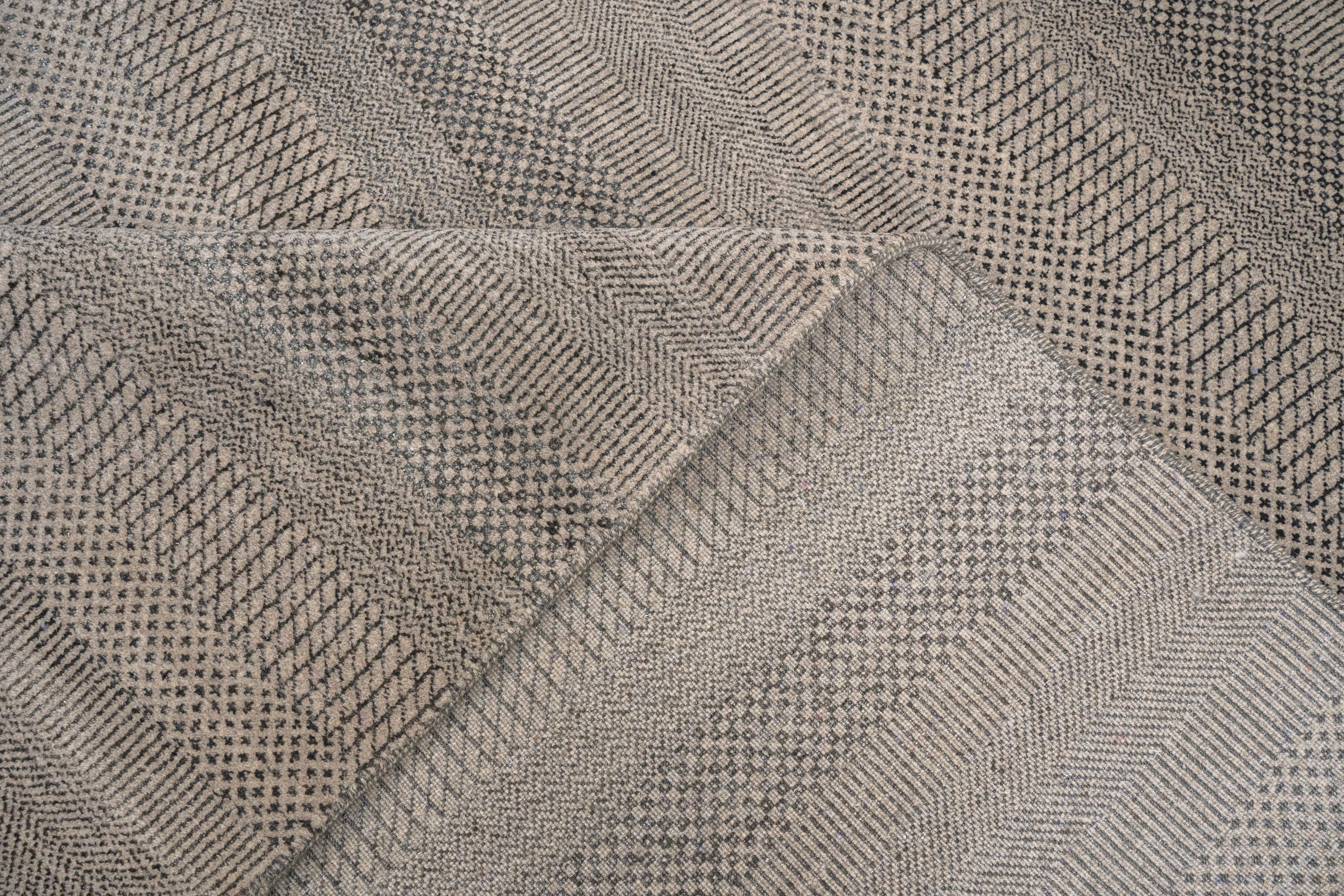 DIA- 1662 MCN Филиппинский серый и темно-пурпурный