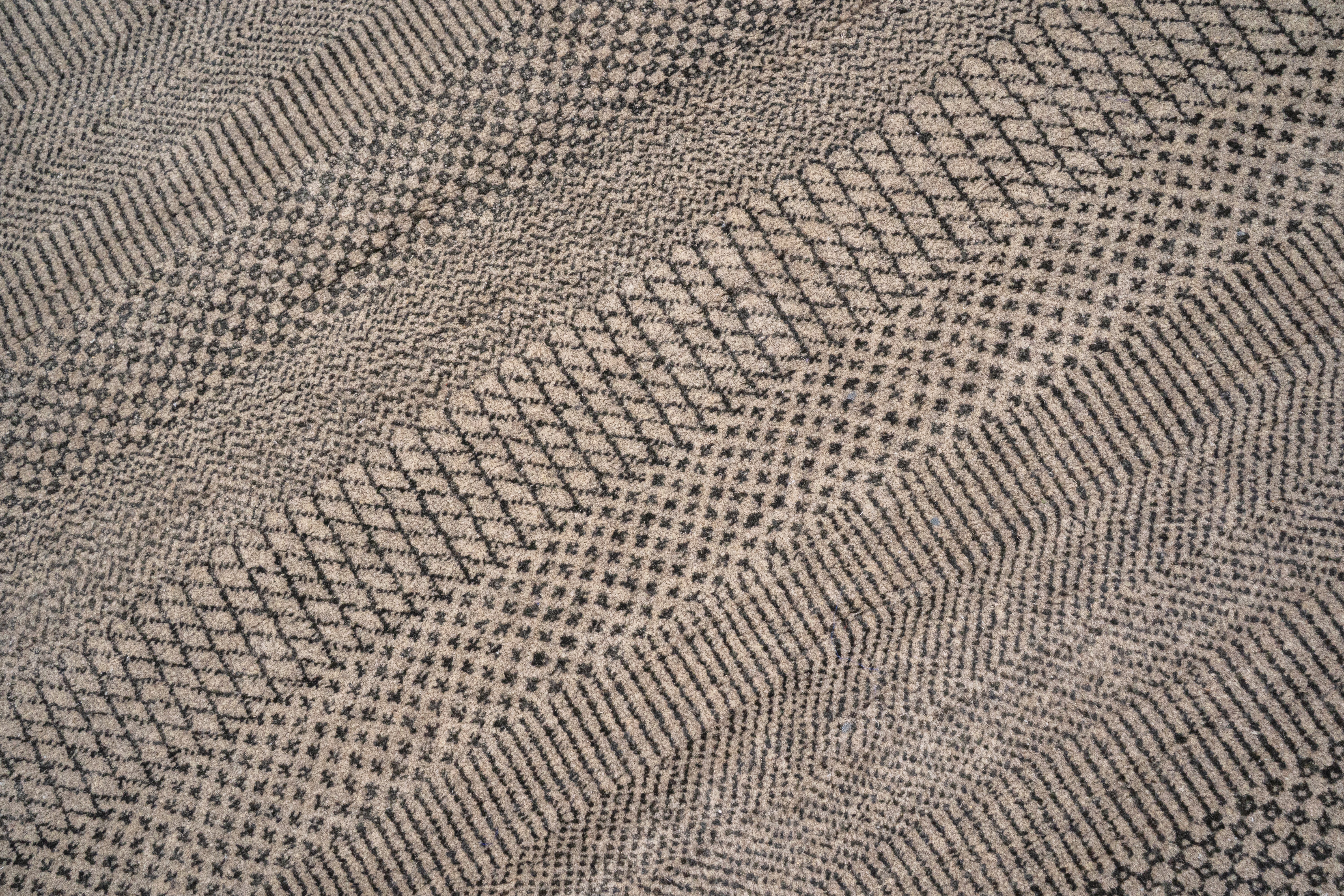 DIA- 1662 MCN Филиппинский серый и темно-пурпурный