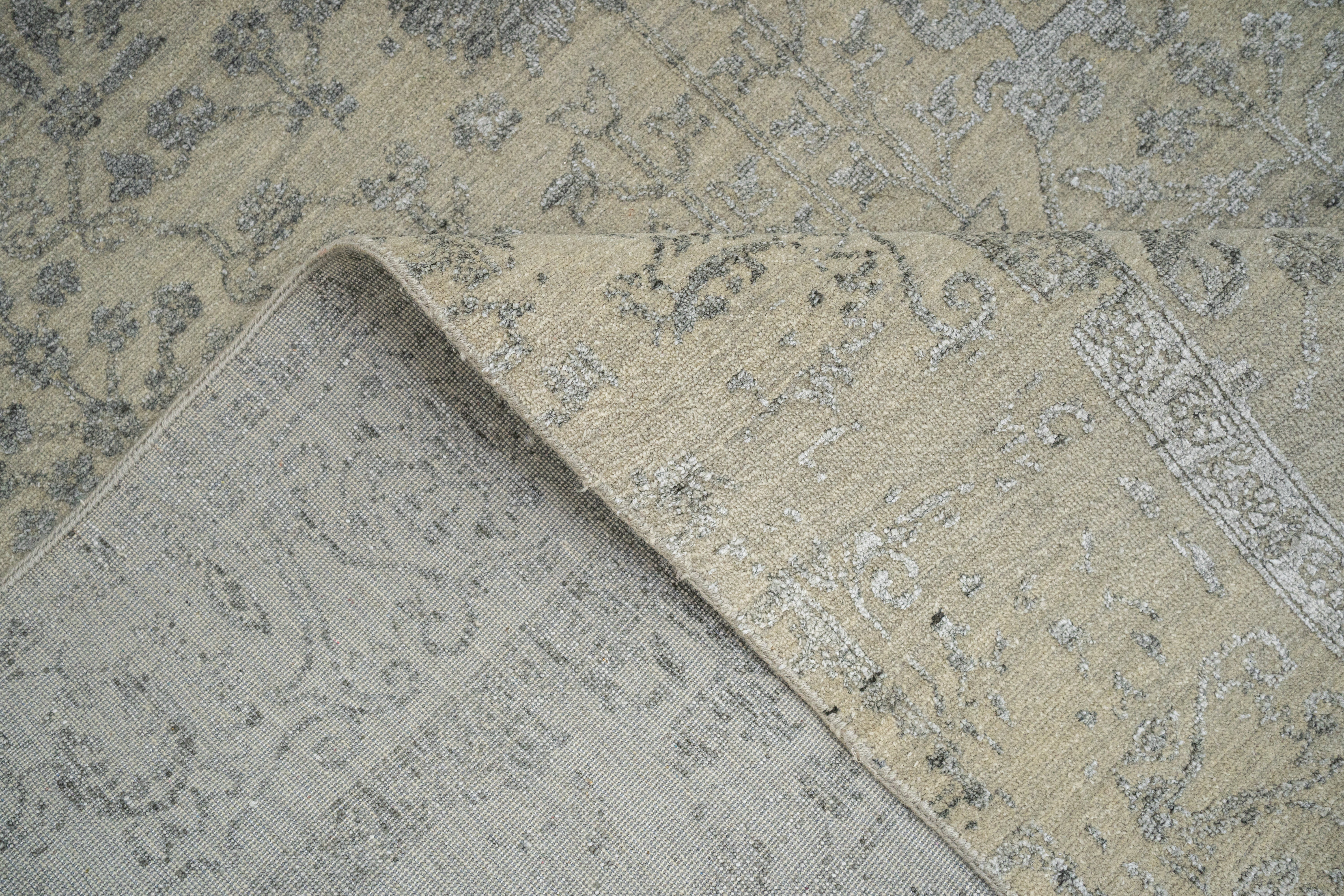 Handknotted Modern Carpet, DIA- 1688 VASE 3