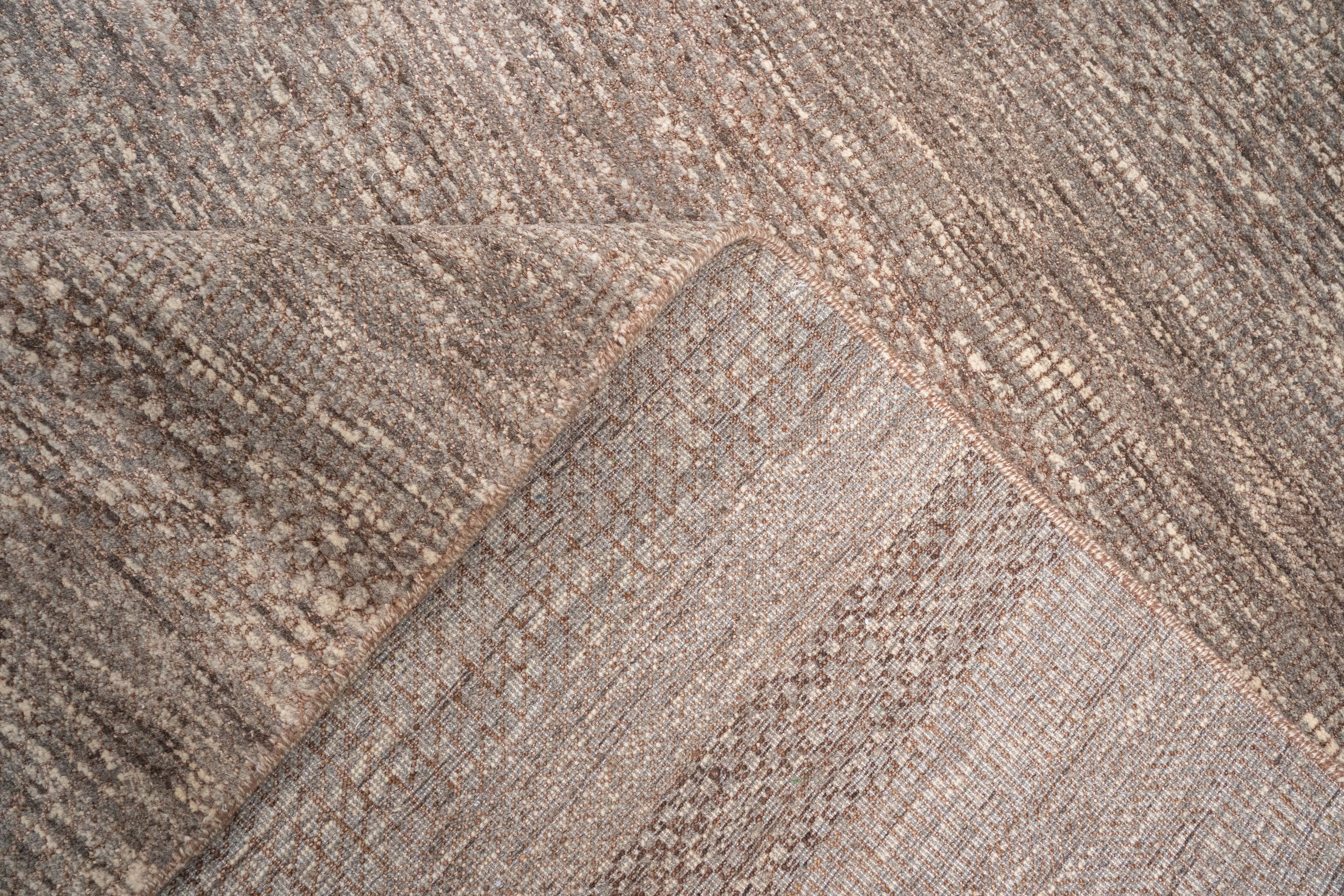 DIA- 1723 MCN Sonic Silver &amp; Beaver