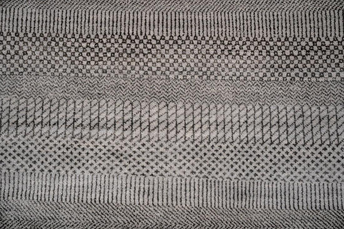 Handknotted Carpet DIA- 187 MCN,  Black Shadows & Raisin Black