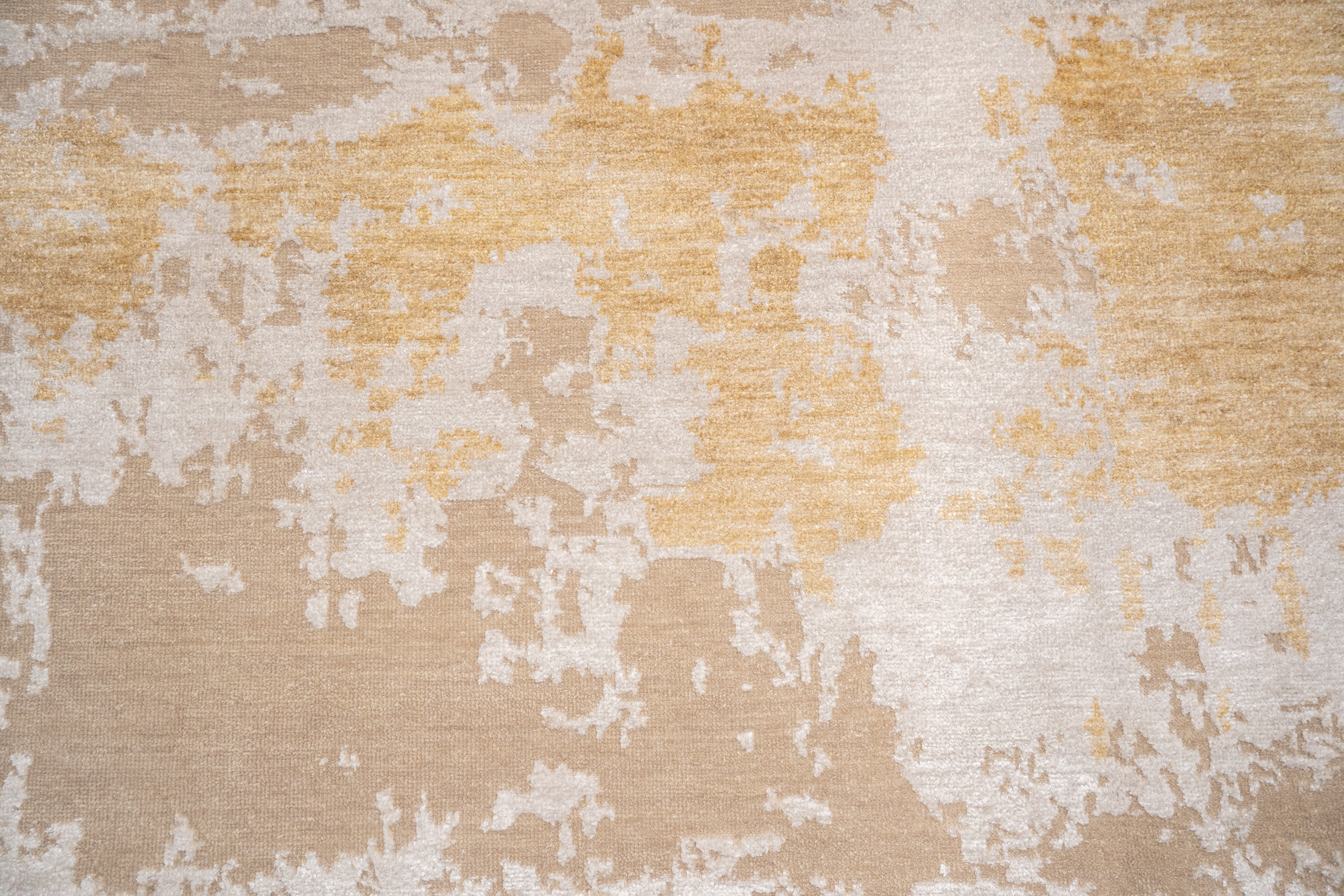 Abstract Design  Handknotted Carpet DIA: 19 GALAXY 23, Dark Vanilla, Platinum & Burlywood