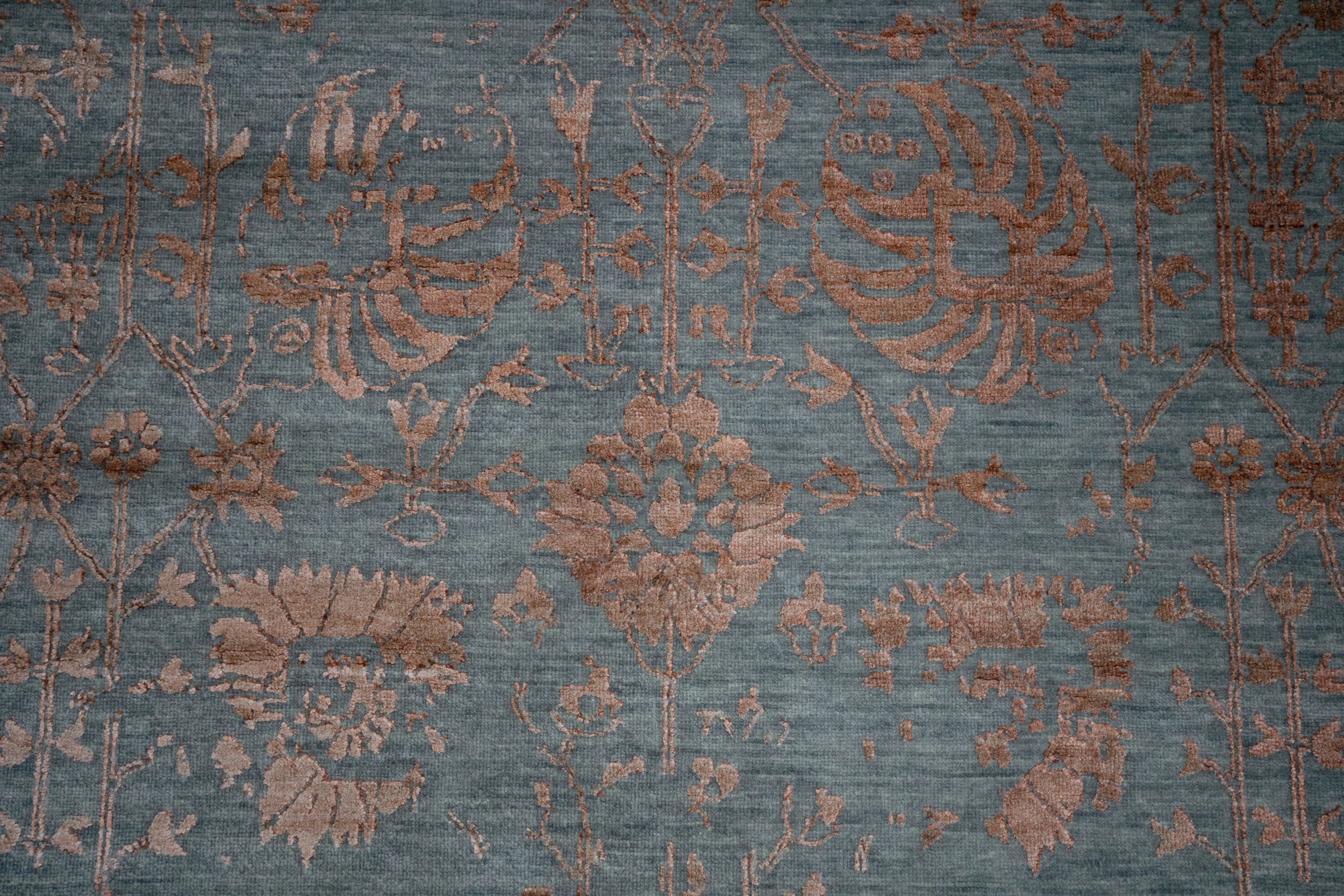 Handknotted Modern Carpet, DIA- 1913 VASE 3