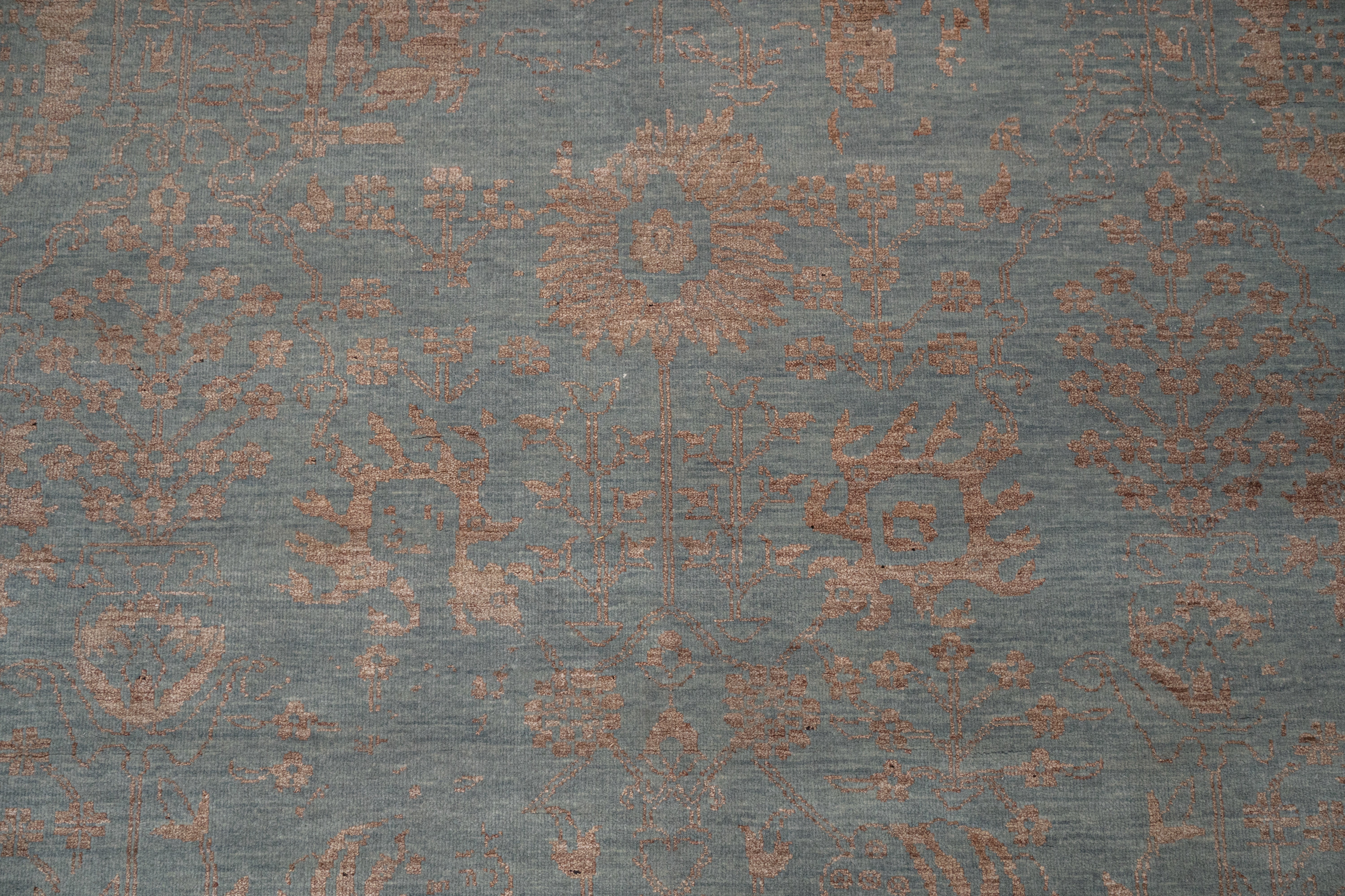 Handknotted Modern Carpet, DIA- 1934 VASE 3