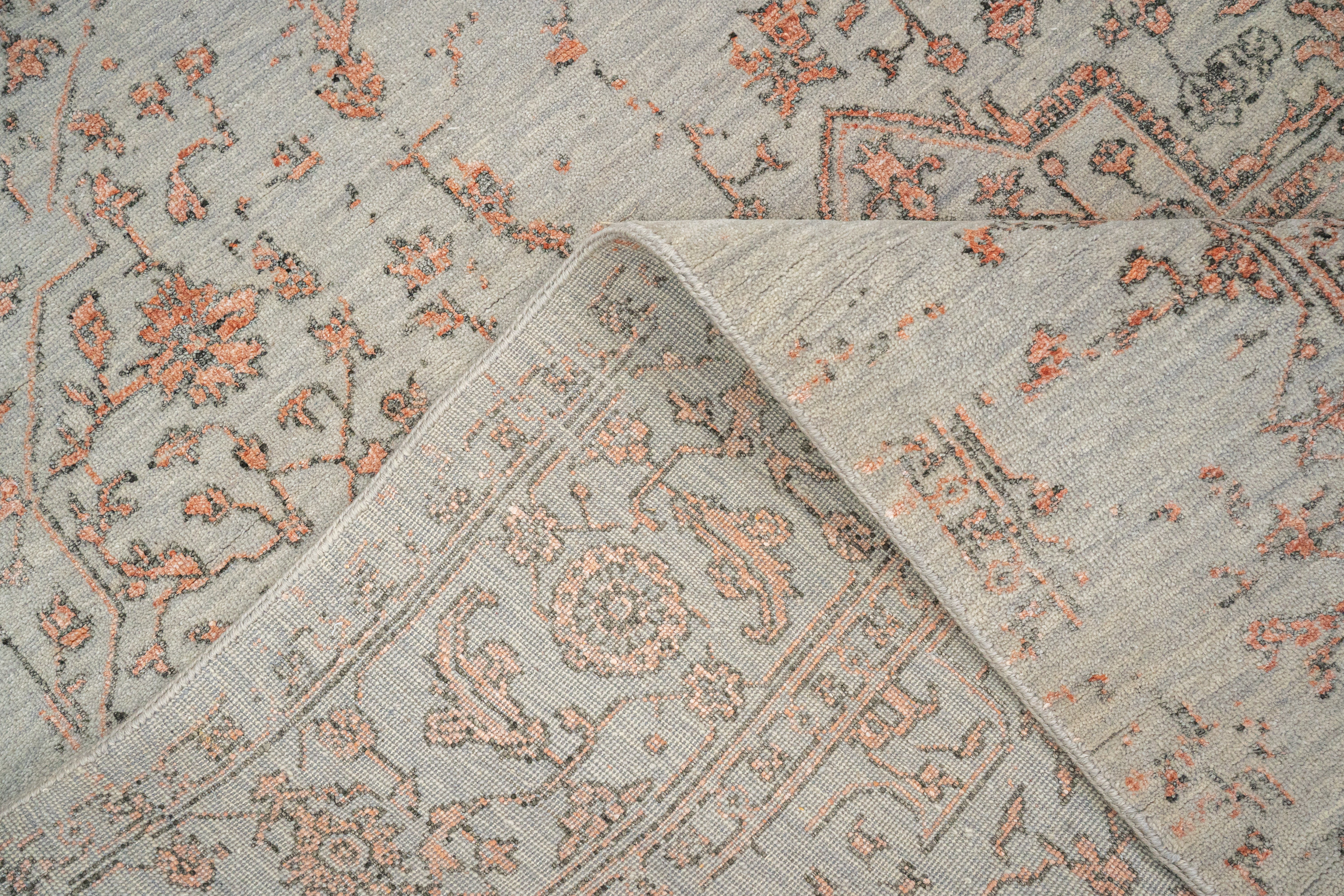 Handknotted Carpet DIA - 2254 SERAPI, Silver & Copper