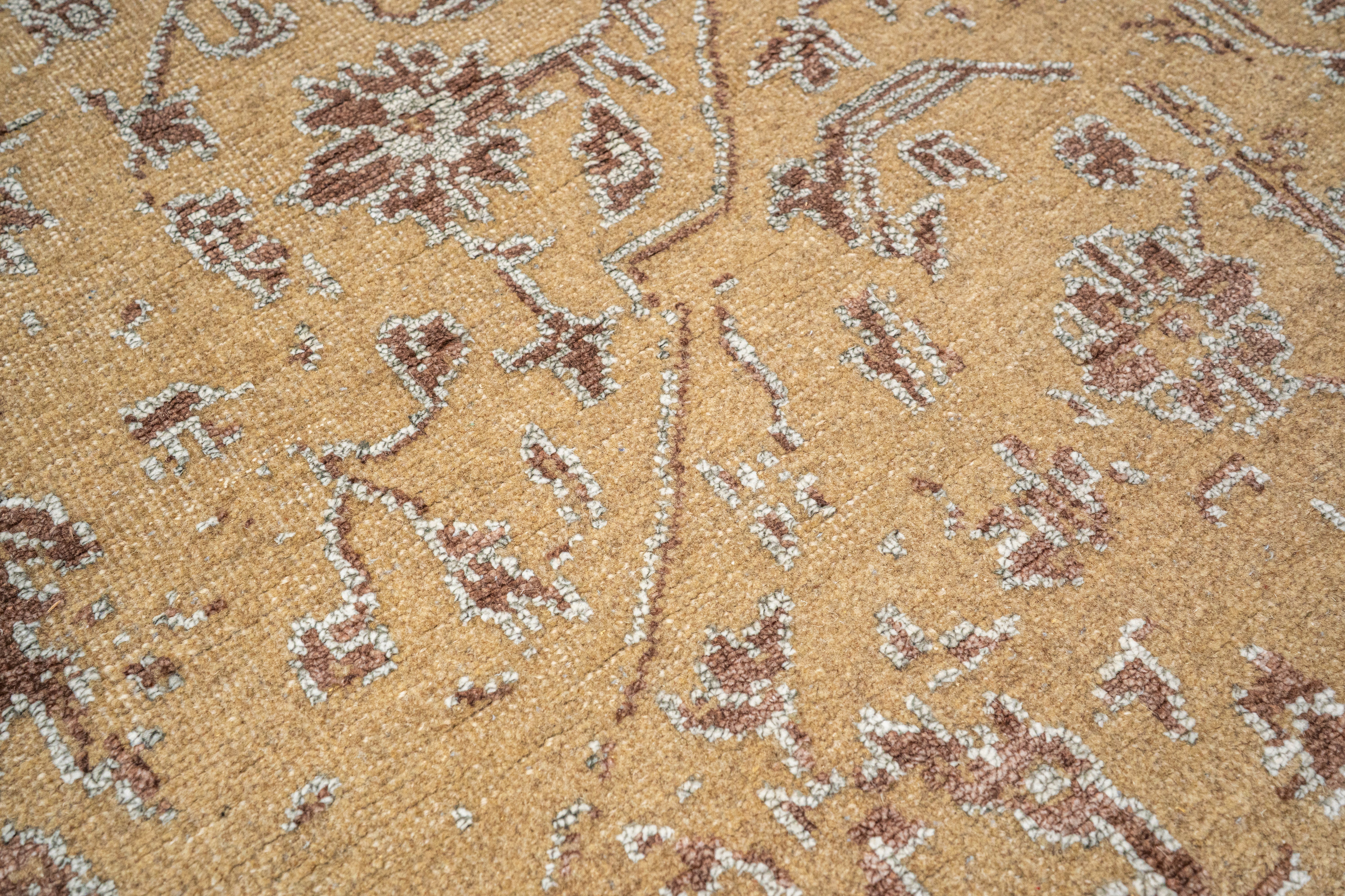 Handknotted Carpet DIA - 2543 SERAPI, Natural & Brown