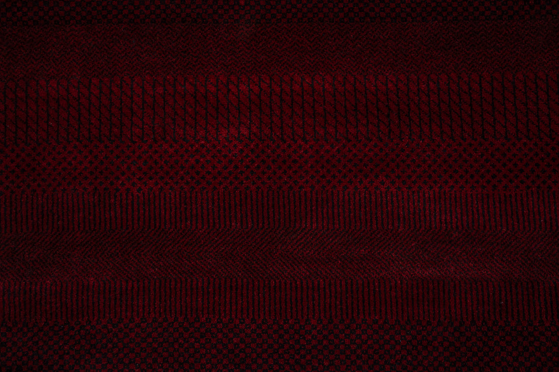 Handknotted Carpet DIA- 27 MCN,  Rust & Black