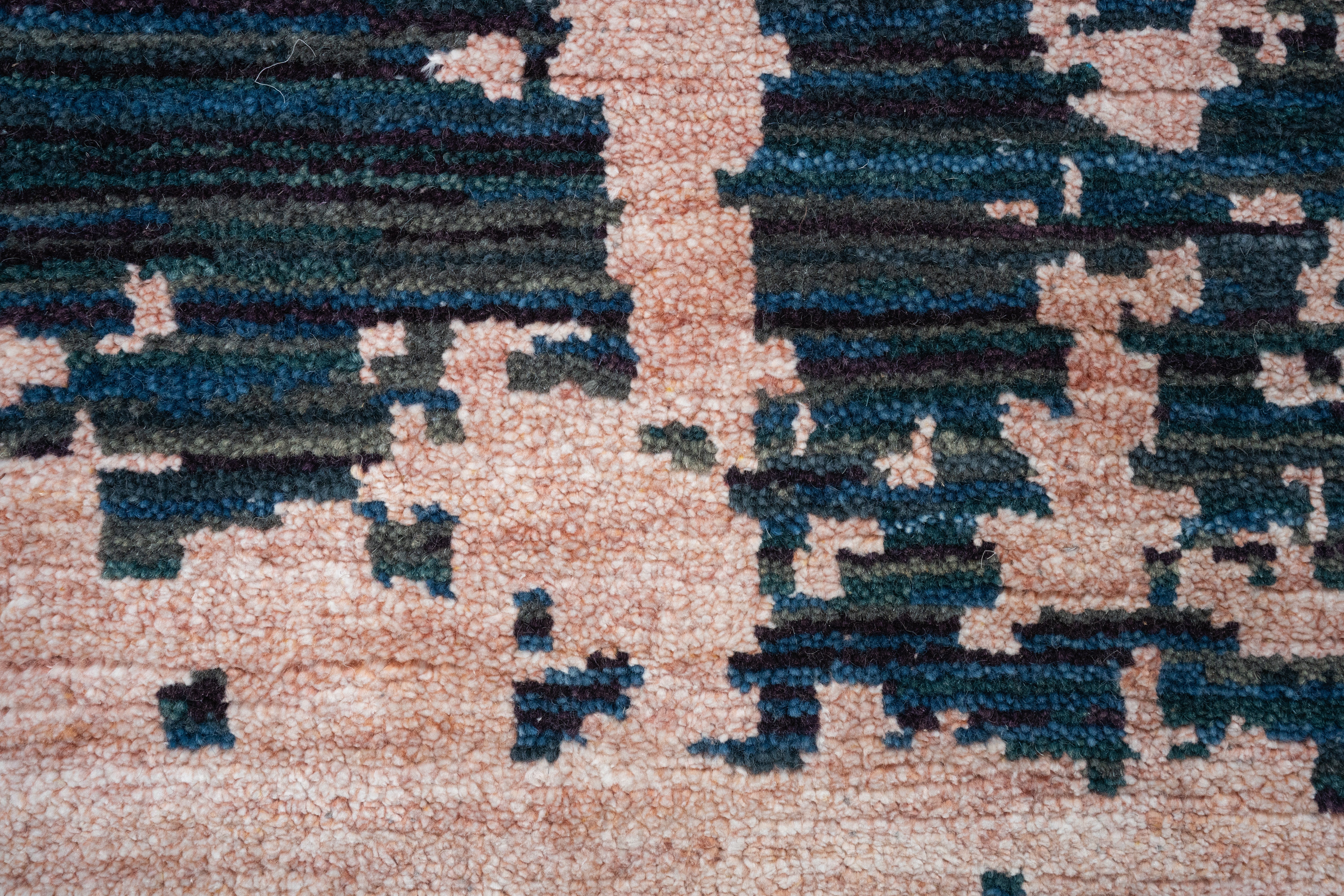 Handknotted Carpet, DIA- 2706 CHECK, Gunmetal & Pale Taupe