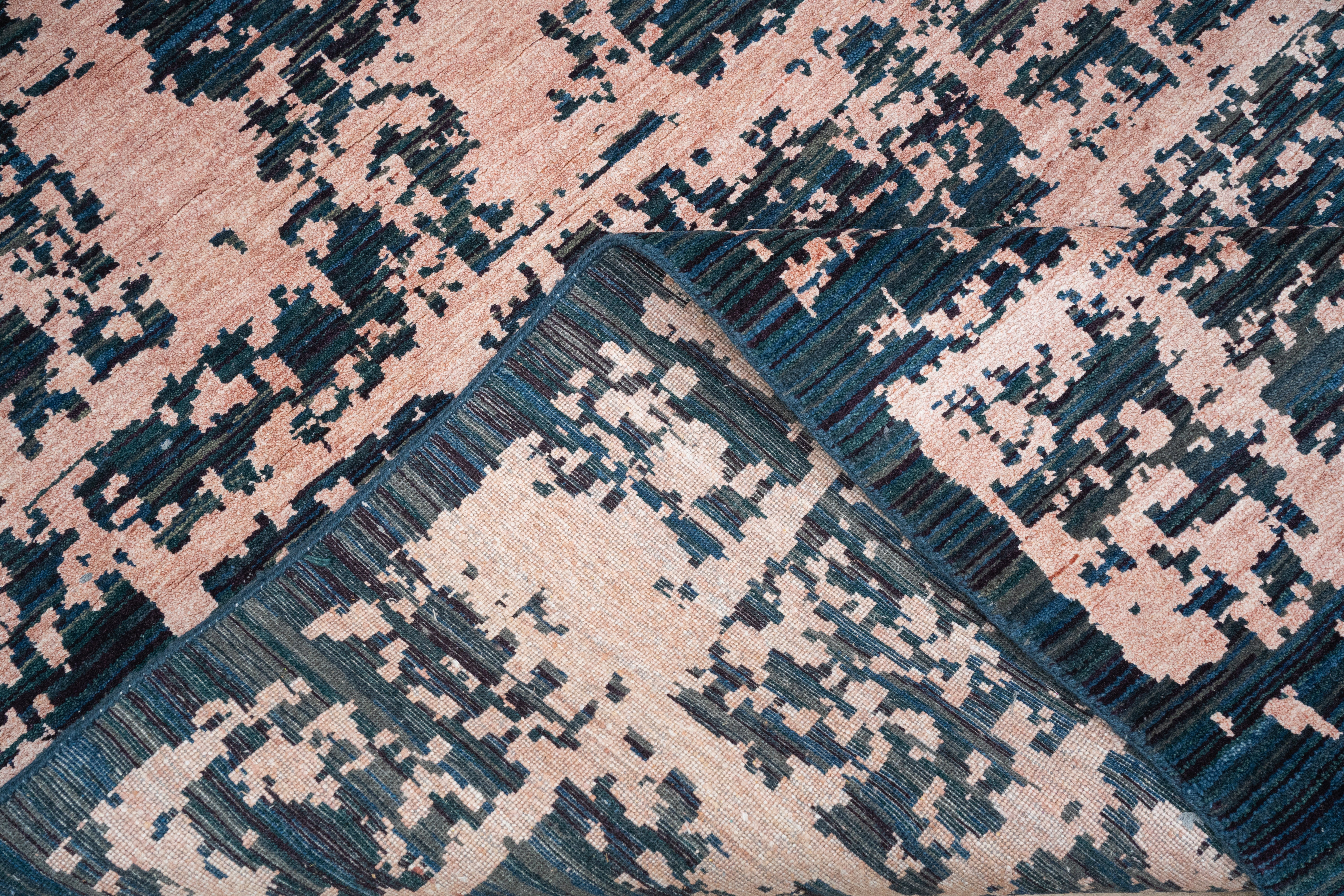 Handknotted Carpet, DIA- 2706 CHECK, Gunmetal & Pale Taupe