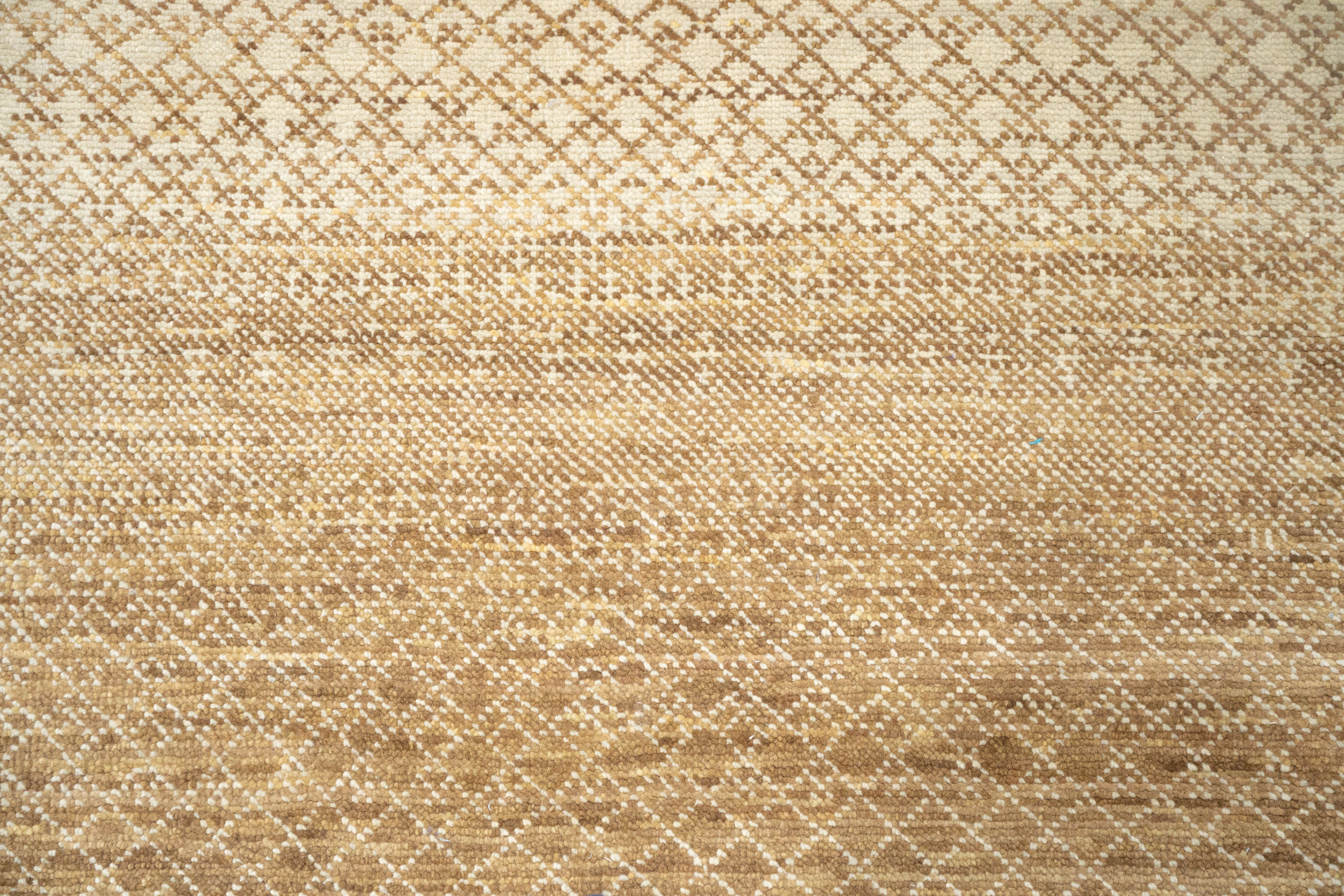 Handknotted Carpet, DIA- 276 DCM, Ivory & Brown