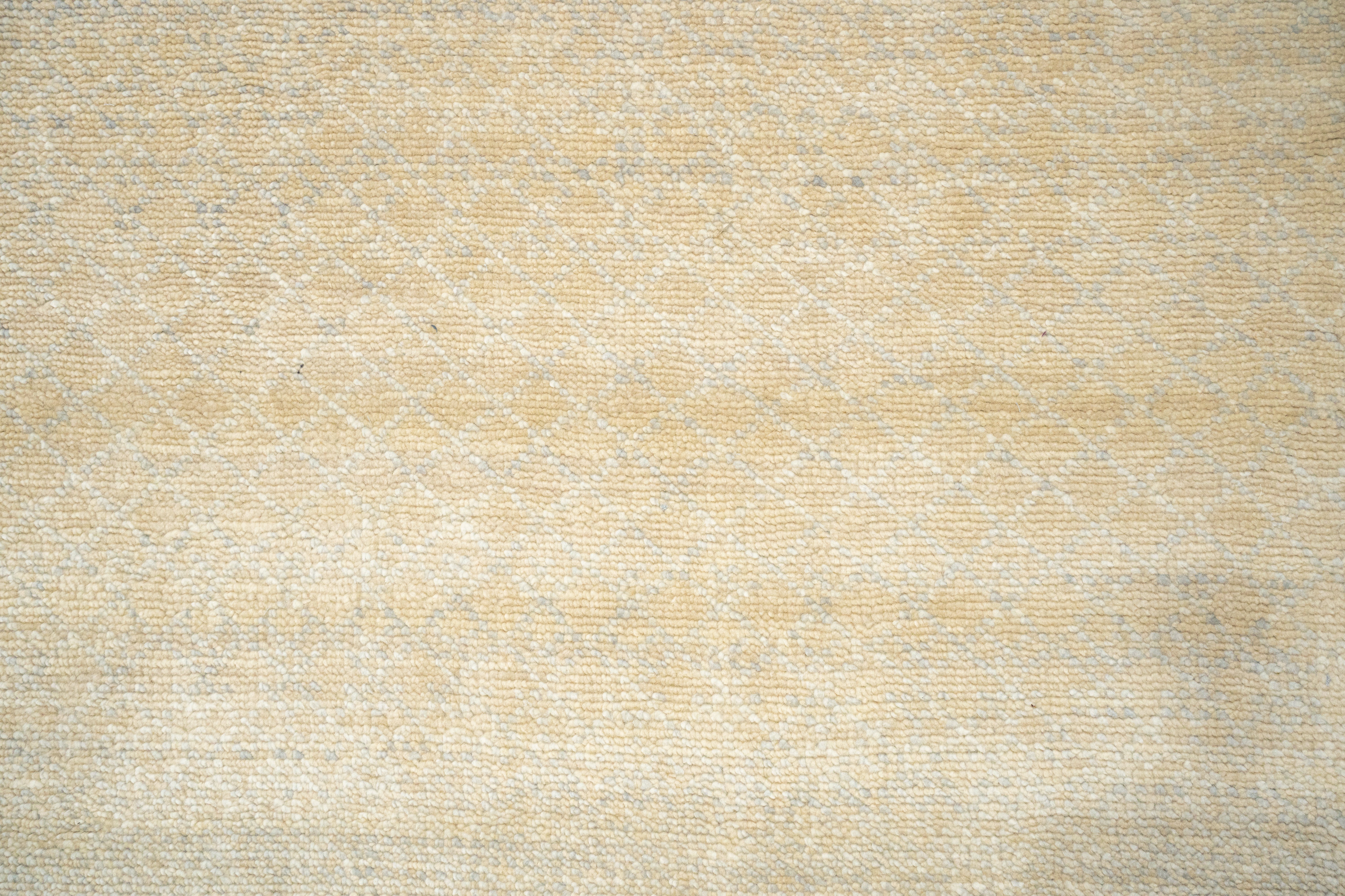 Handknotted Carpet, DIA- 277 DCM, Ivory & Wheat