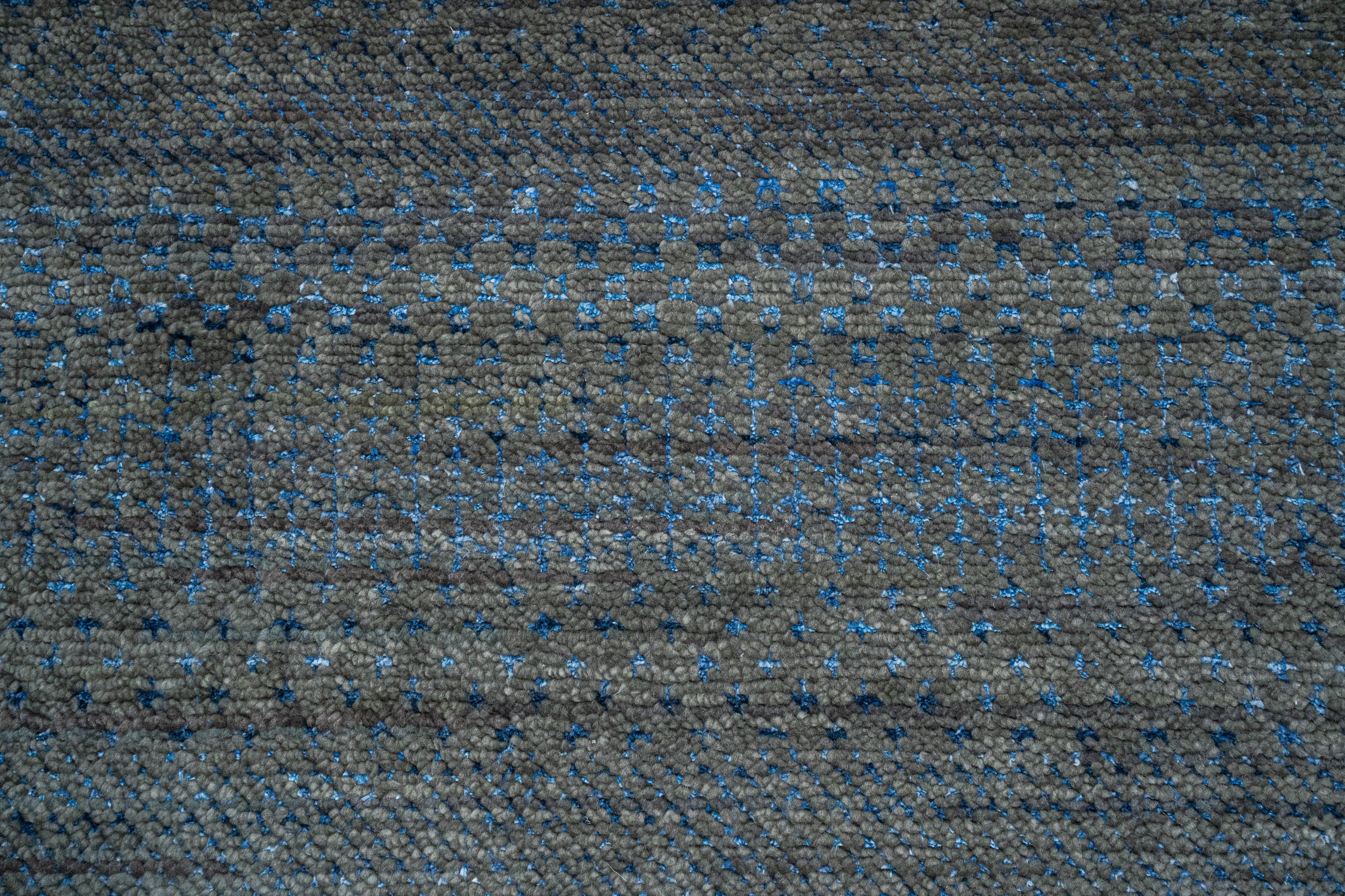 Handknotted Carpet, DIA- 2978 MCN, Denim Blue & Black