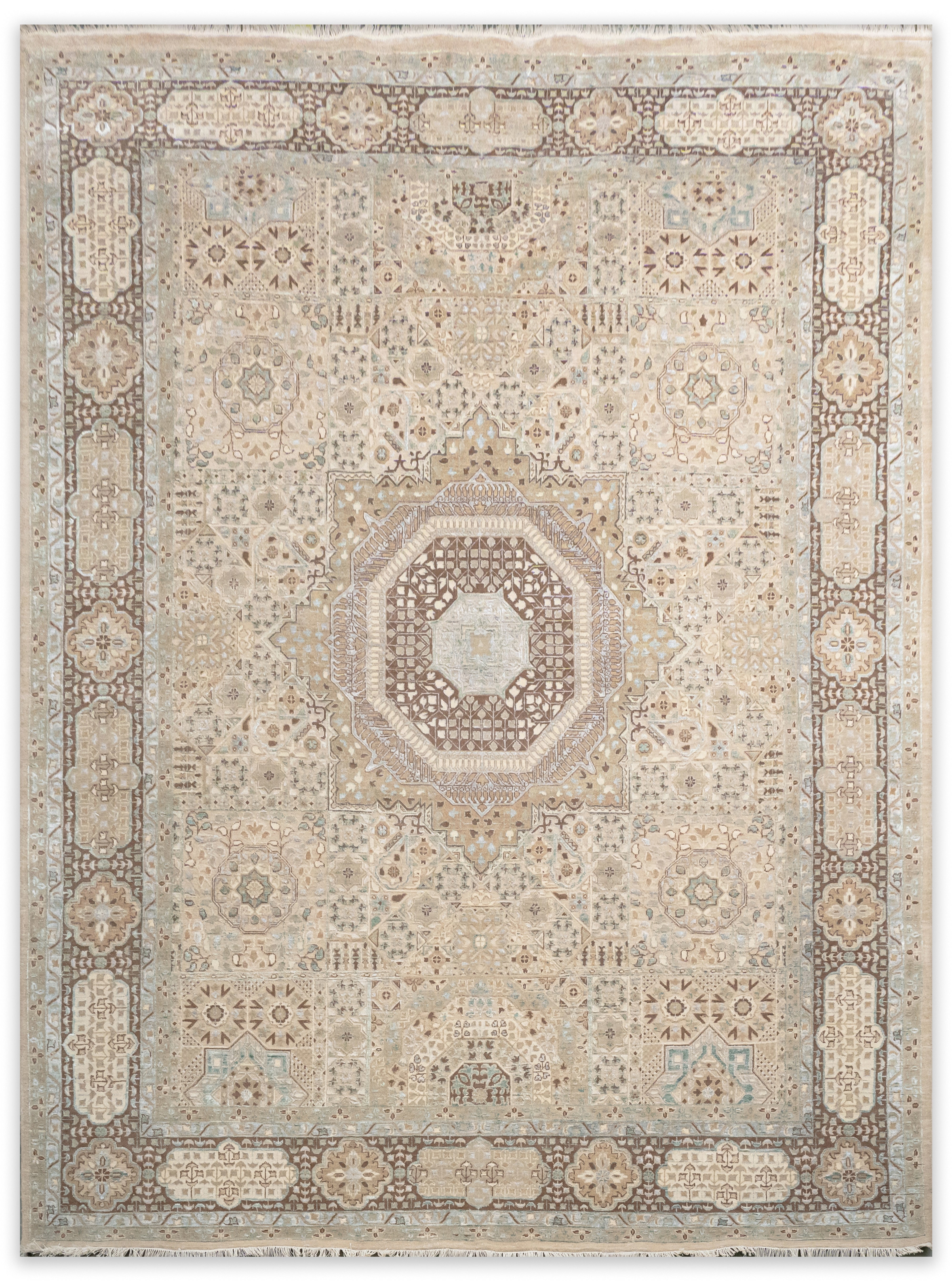 Handknotted Modern Carpets DIA- 30 MAMLUK Pale Taupe, Xanadu & Mud Gray