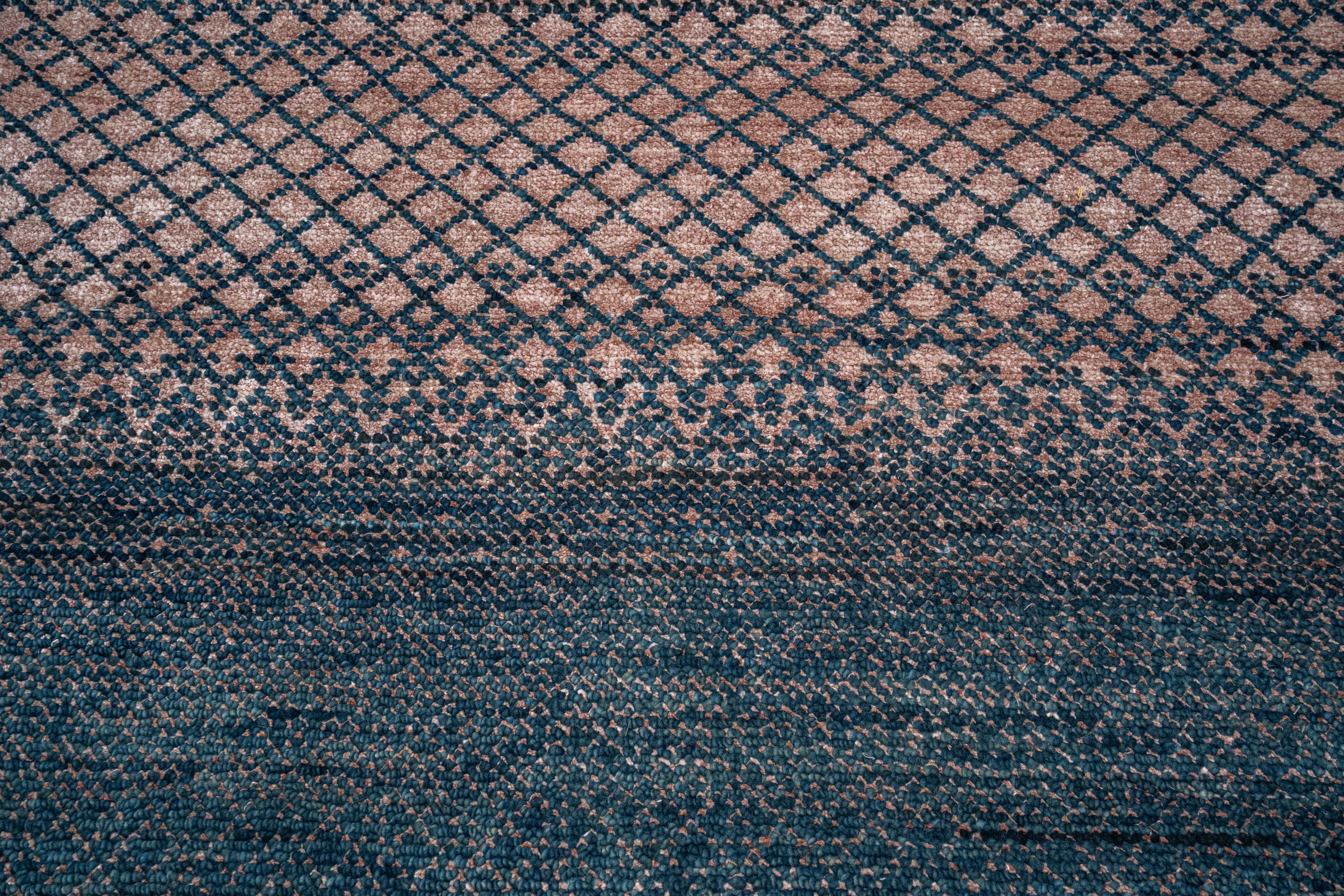 Handknotted Carpet, DIA- 307 DCM, Police Blue & Copper