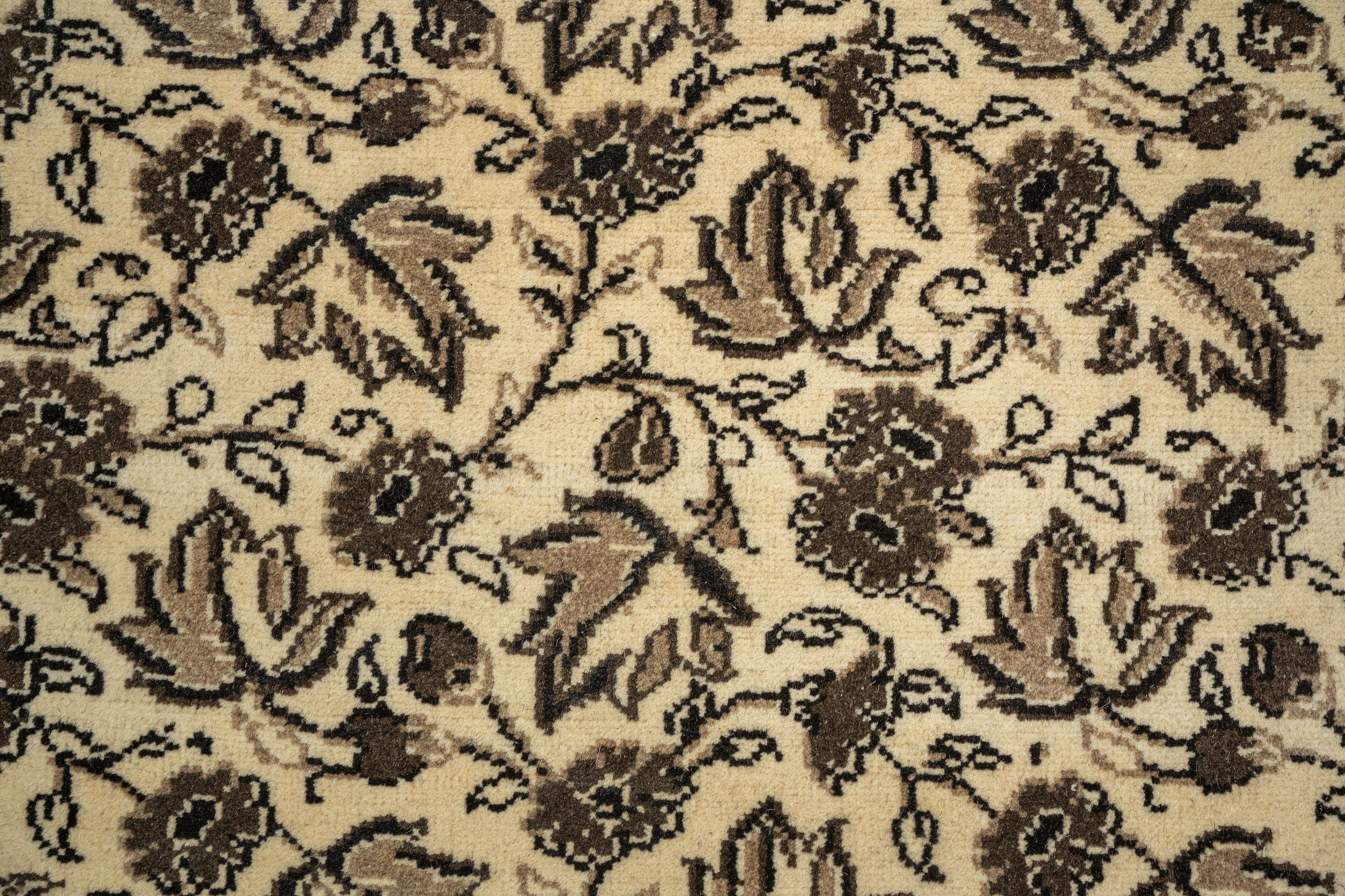 Handknotted Modern Carpet DIA- 33