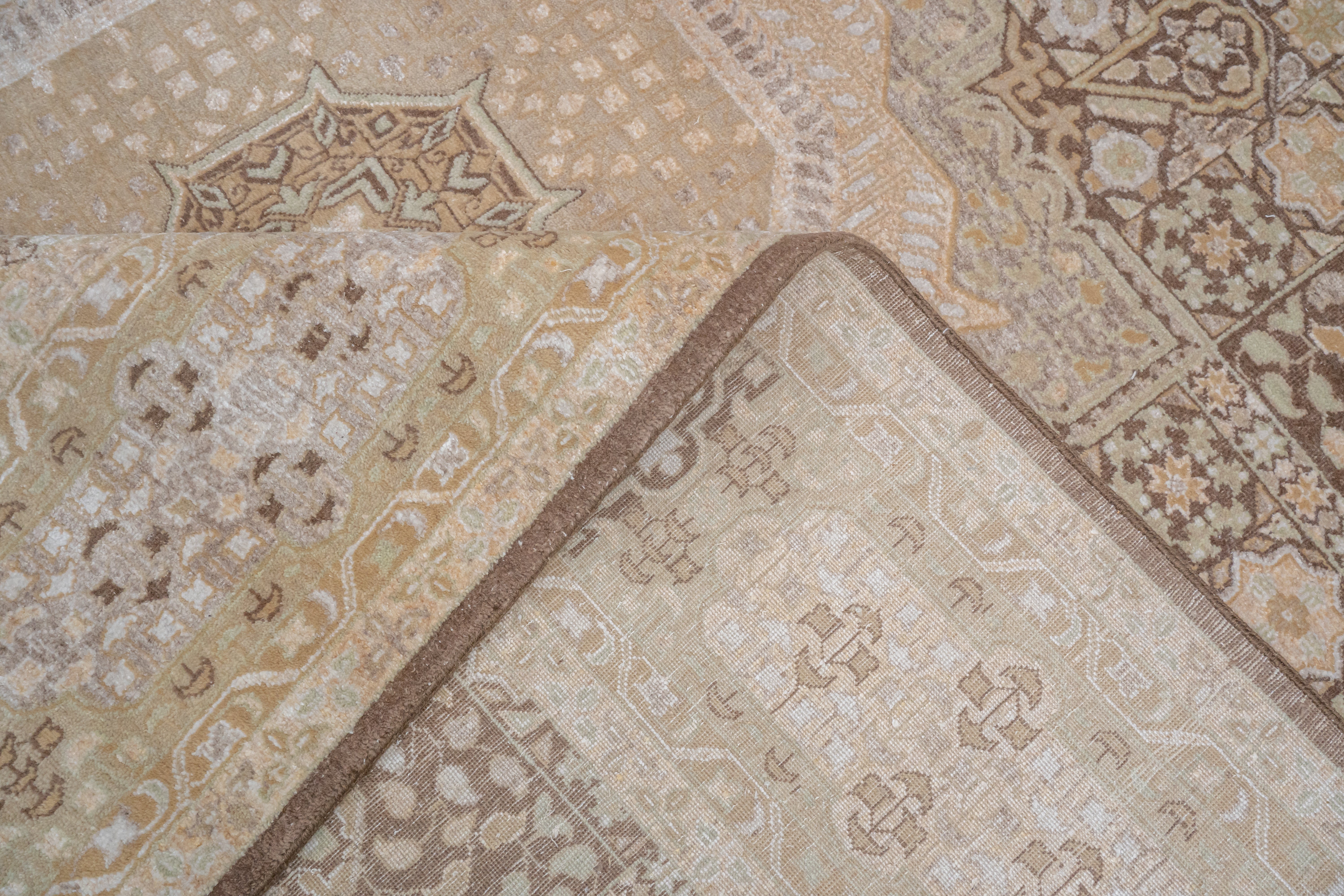 Handknotted Carpet  DIA- 35 MAMLUK,  French Beige & Multi