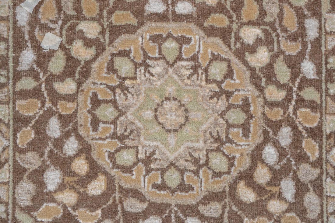Handknotted Carpet  DIA- 35 MAMLUK,  French Beige & Multi