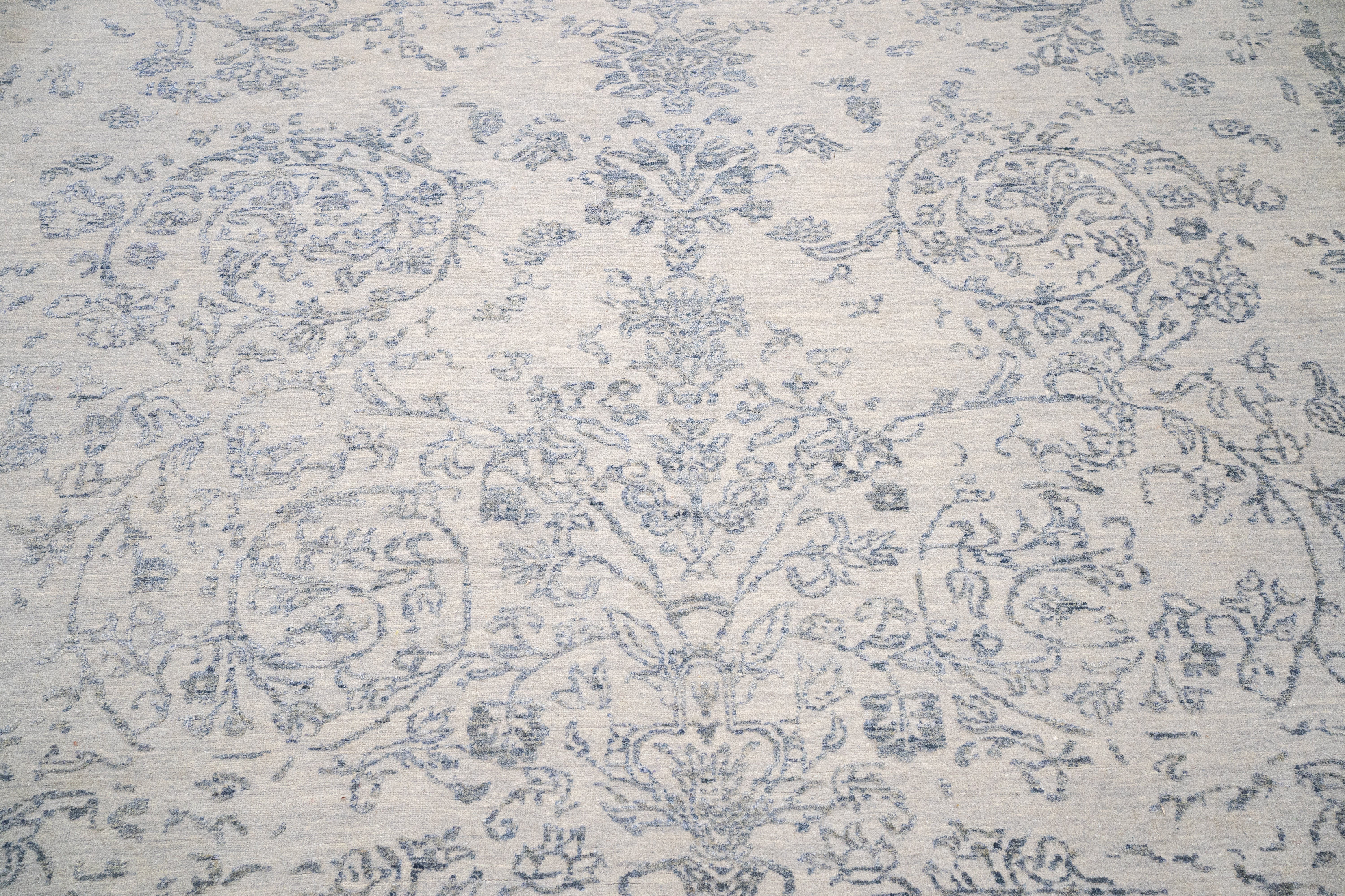 Handknotted Rug  DIA- 39 JK ROUND, Silver & Grey