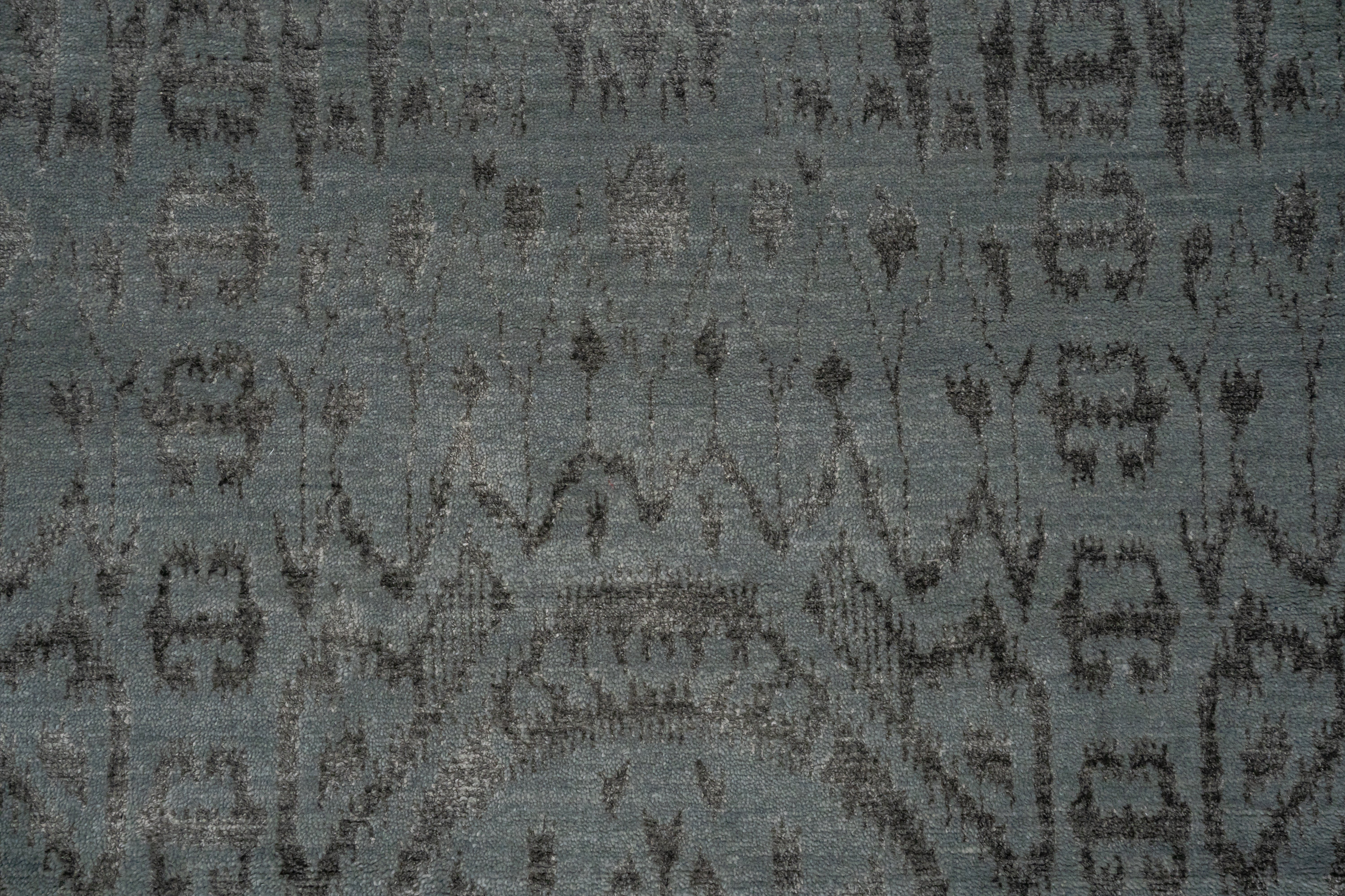 Handknotted Carpet DIA- 396 EKT L,  Gray & Jet