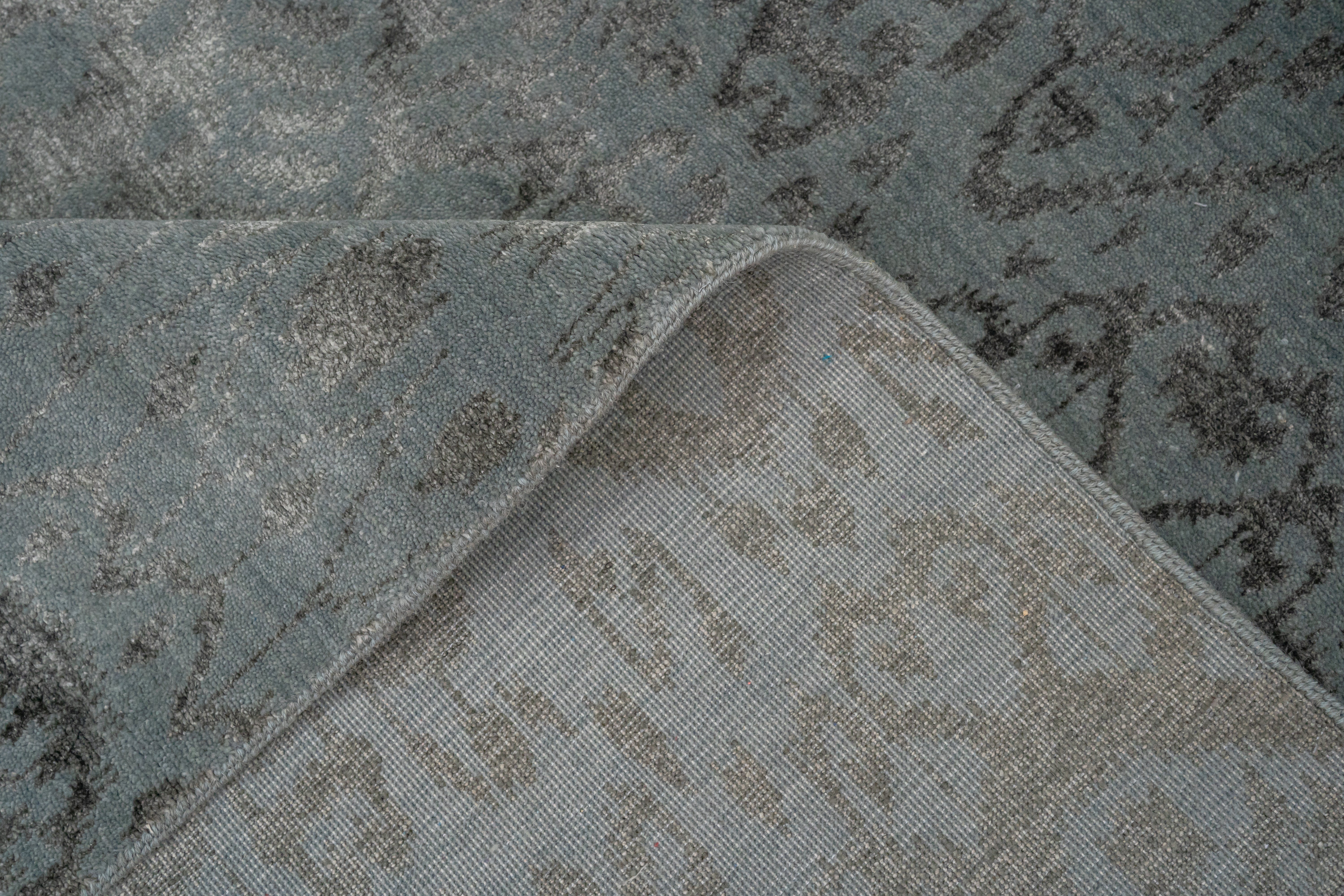 Handknotted Carpet DIA- 396 EKT L,  Gray & Jet