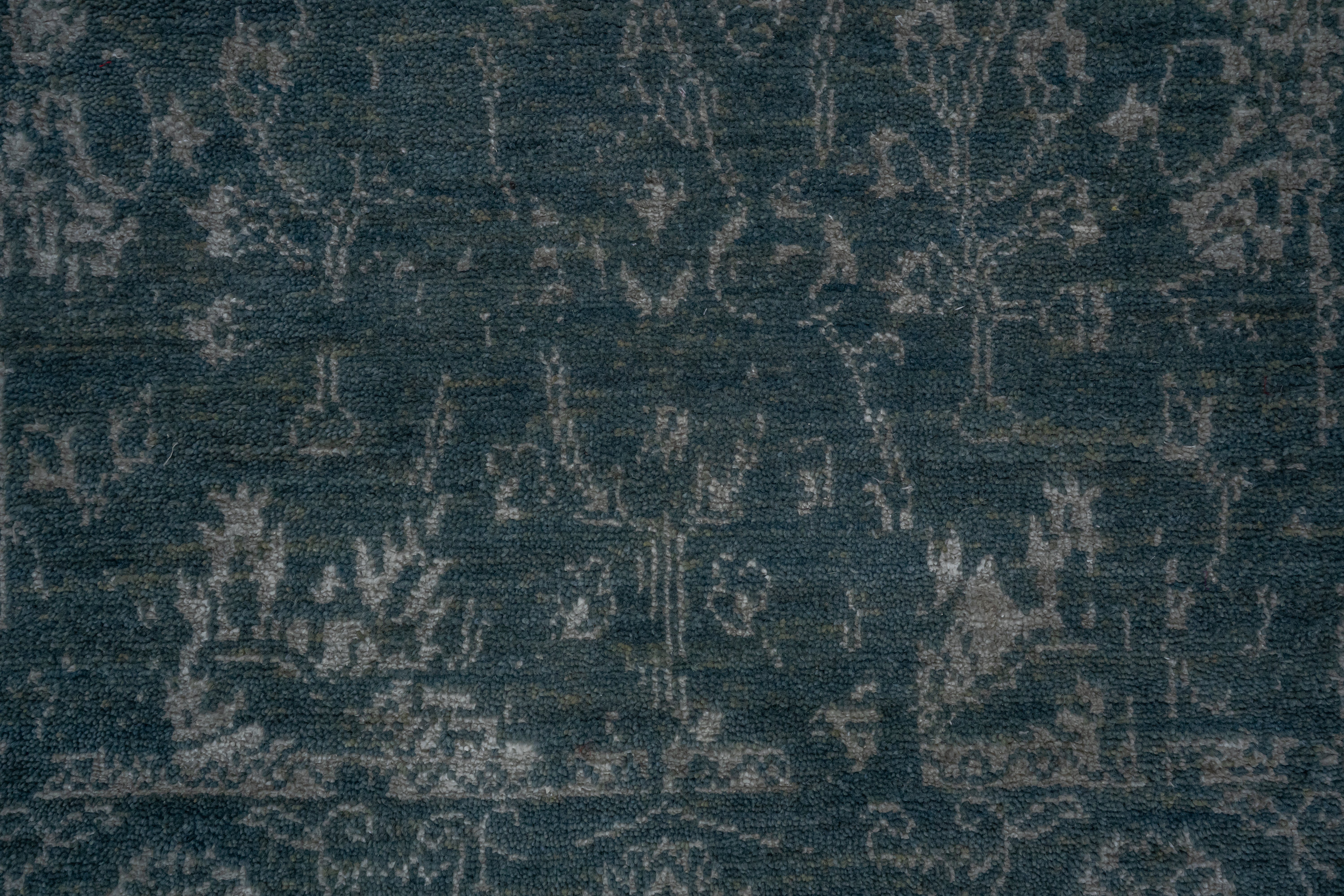 Handknotted Carpet DIA: 422 VASE 3, Denim Blue & Silver