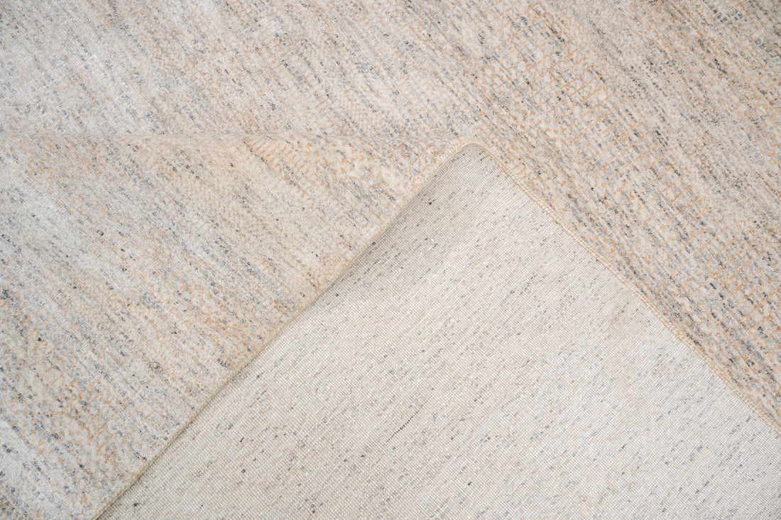Handknotted Carpet DIA- 43 MCN,  Dark Vanilla & Platinum