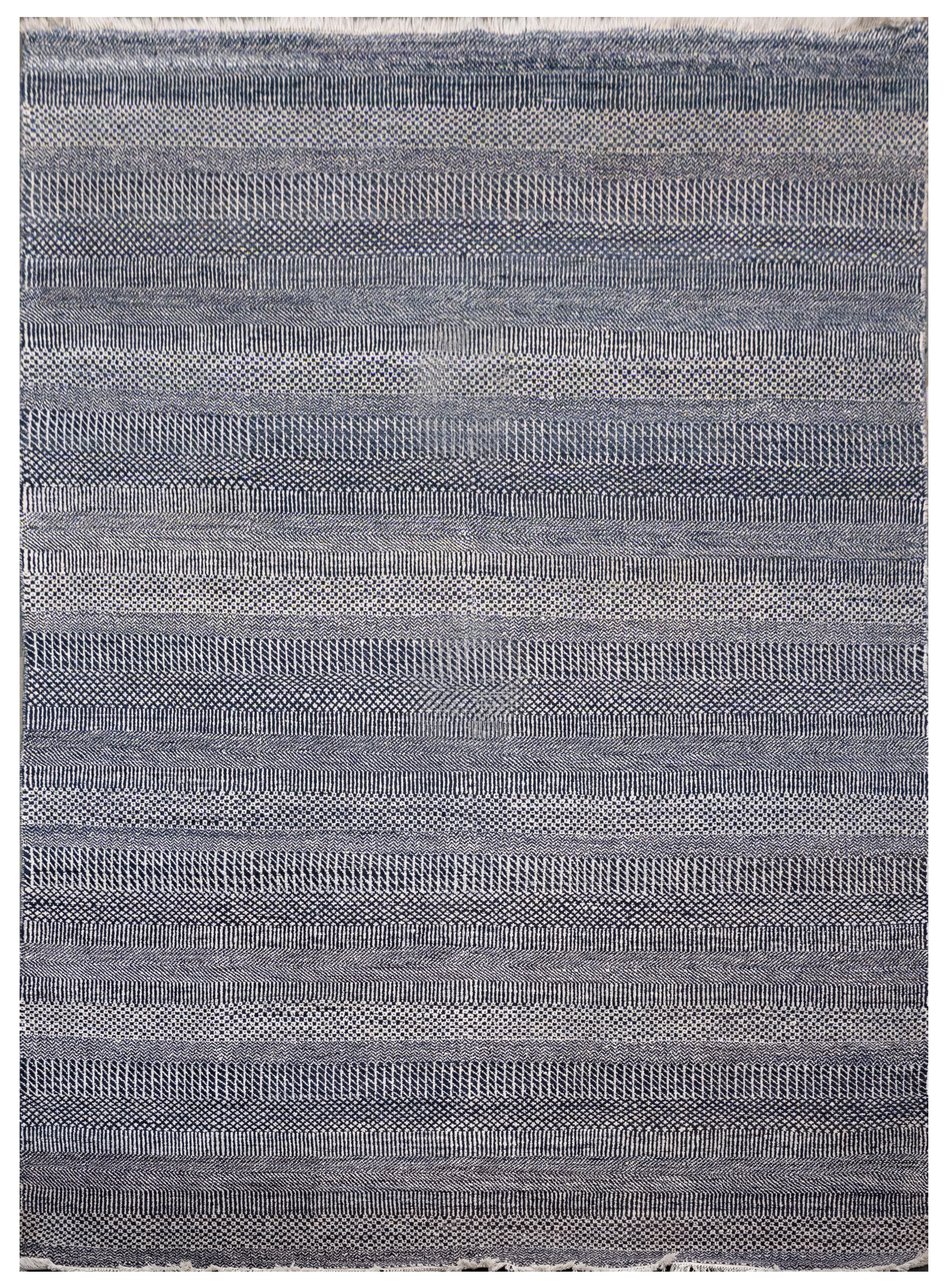 Handknotted Carpet DIA- 4475 MCN,  Light Silver & Dark Gunmetal