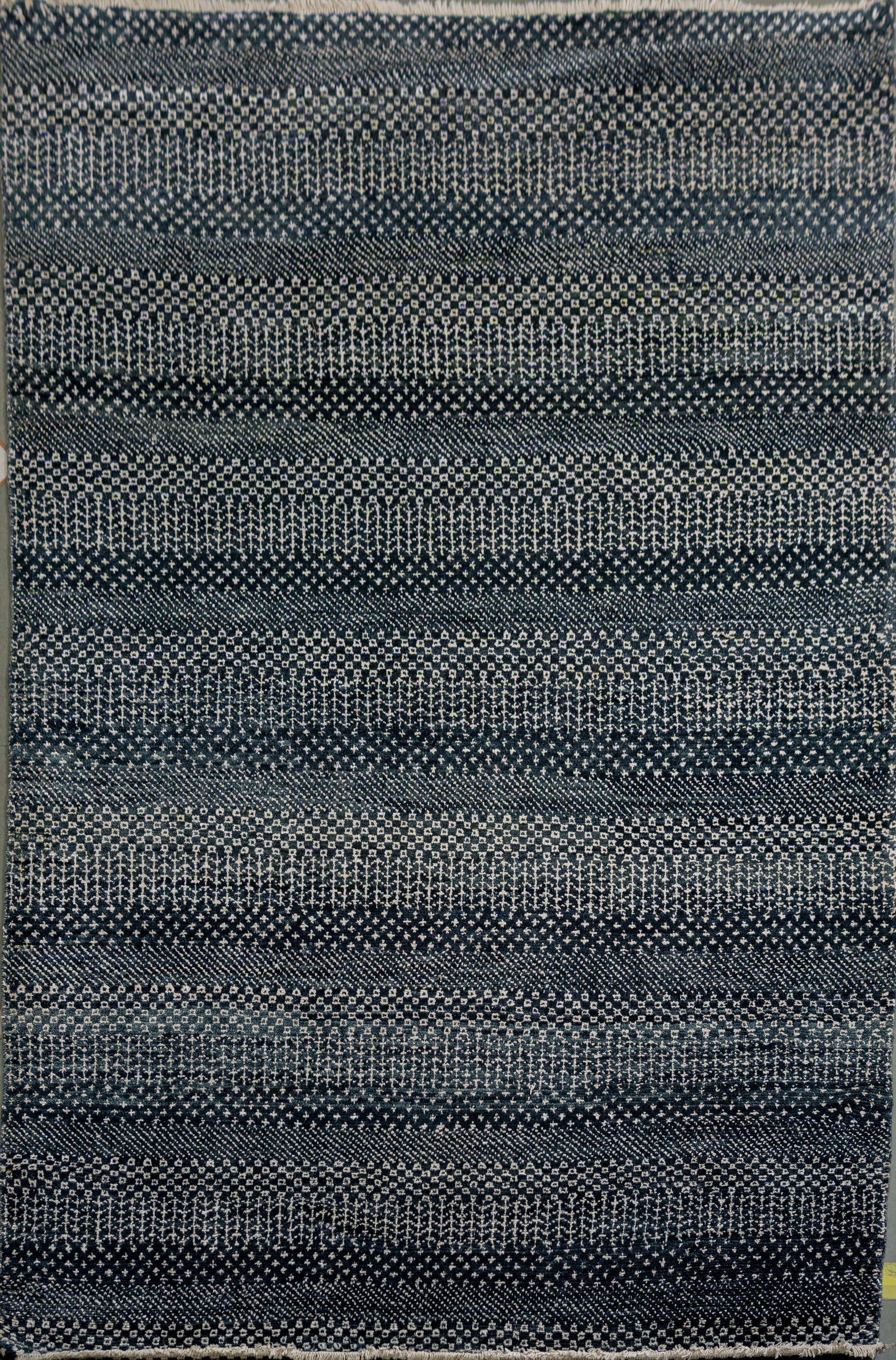 Handknotted Carpet DIA- 4581 MCN