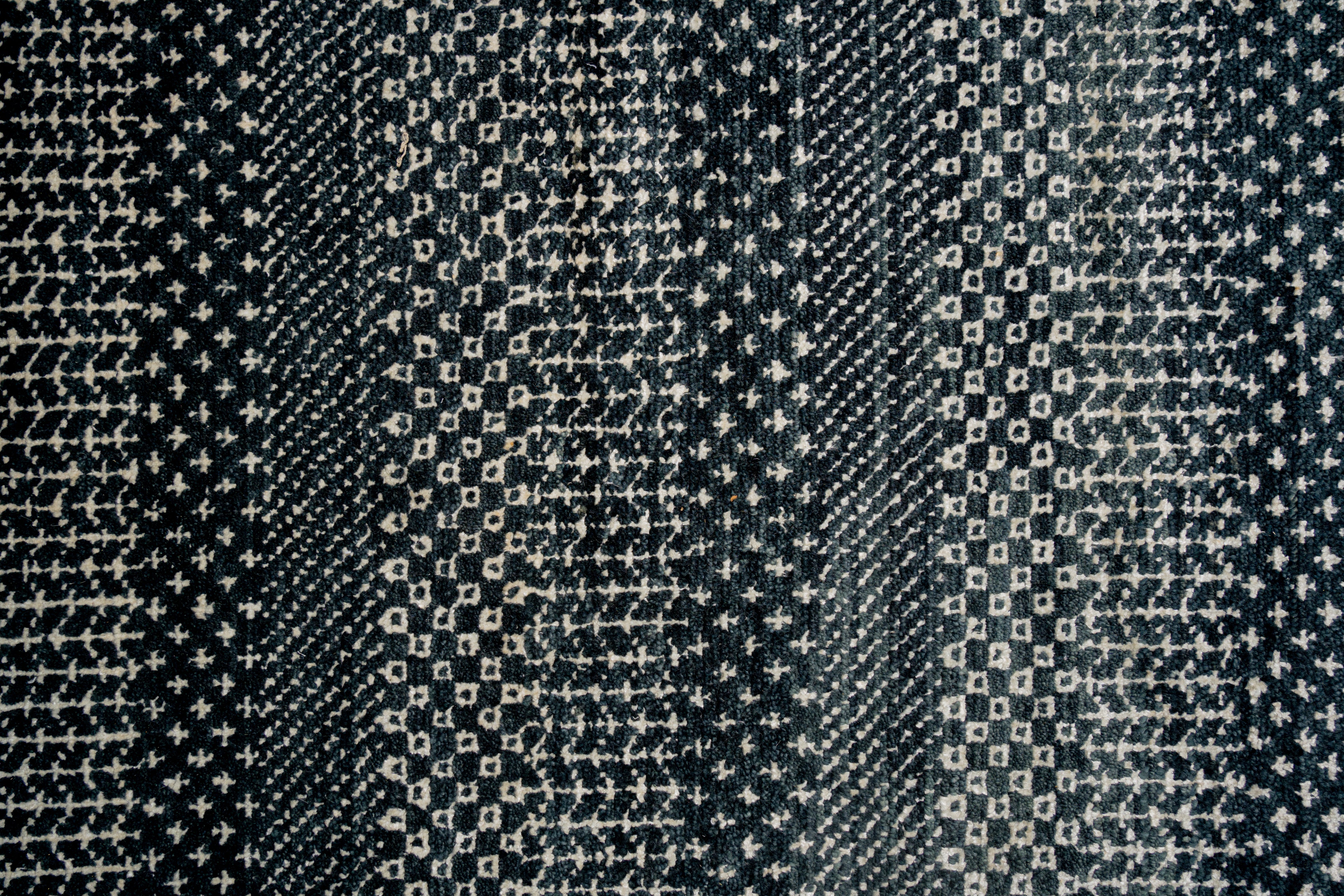 Handknotted Carpet DIA- 4581 MCN