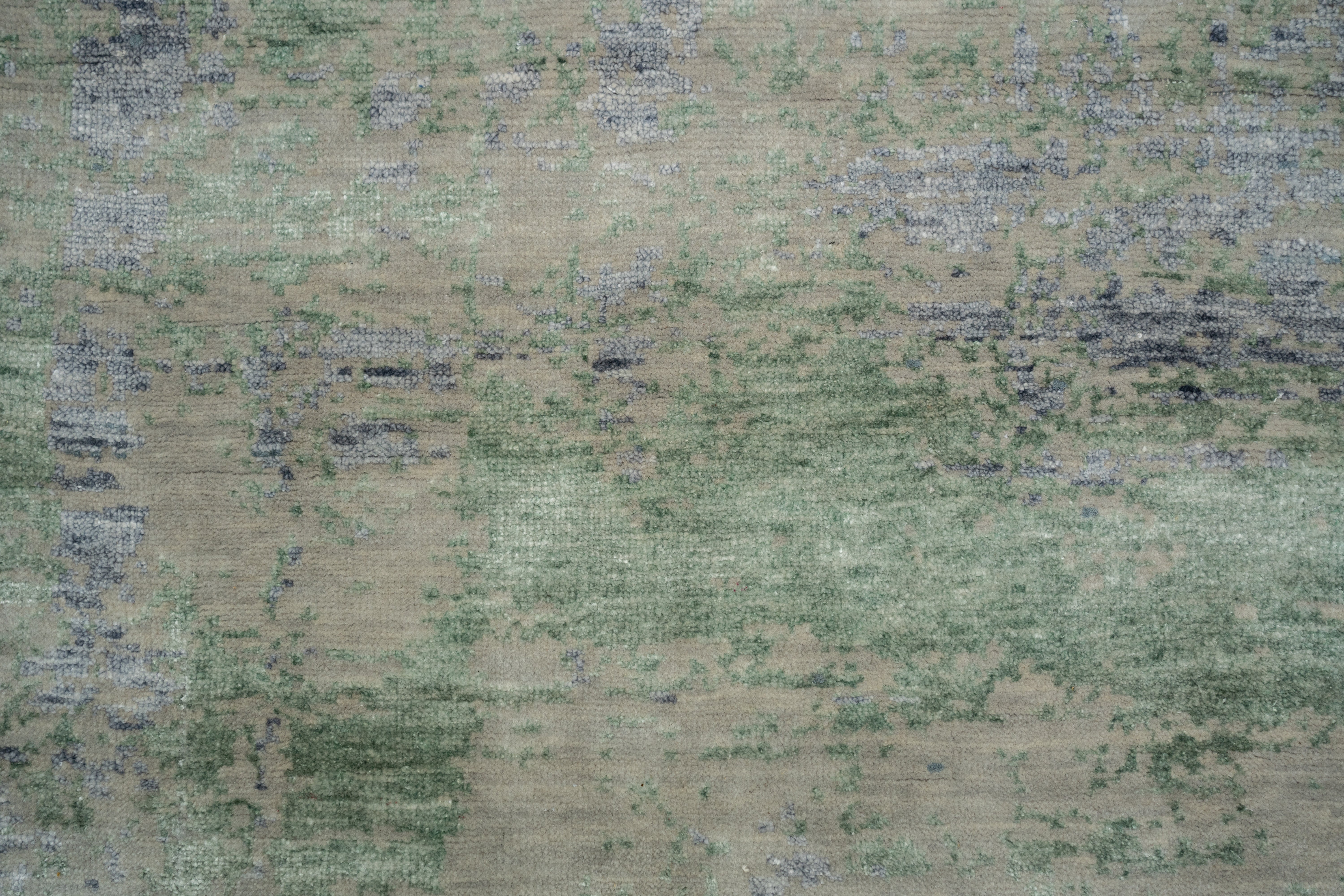 Abstract Design Handknotted Carpet DIA- 1332