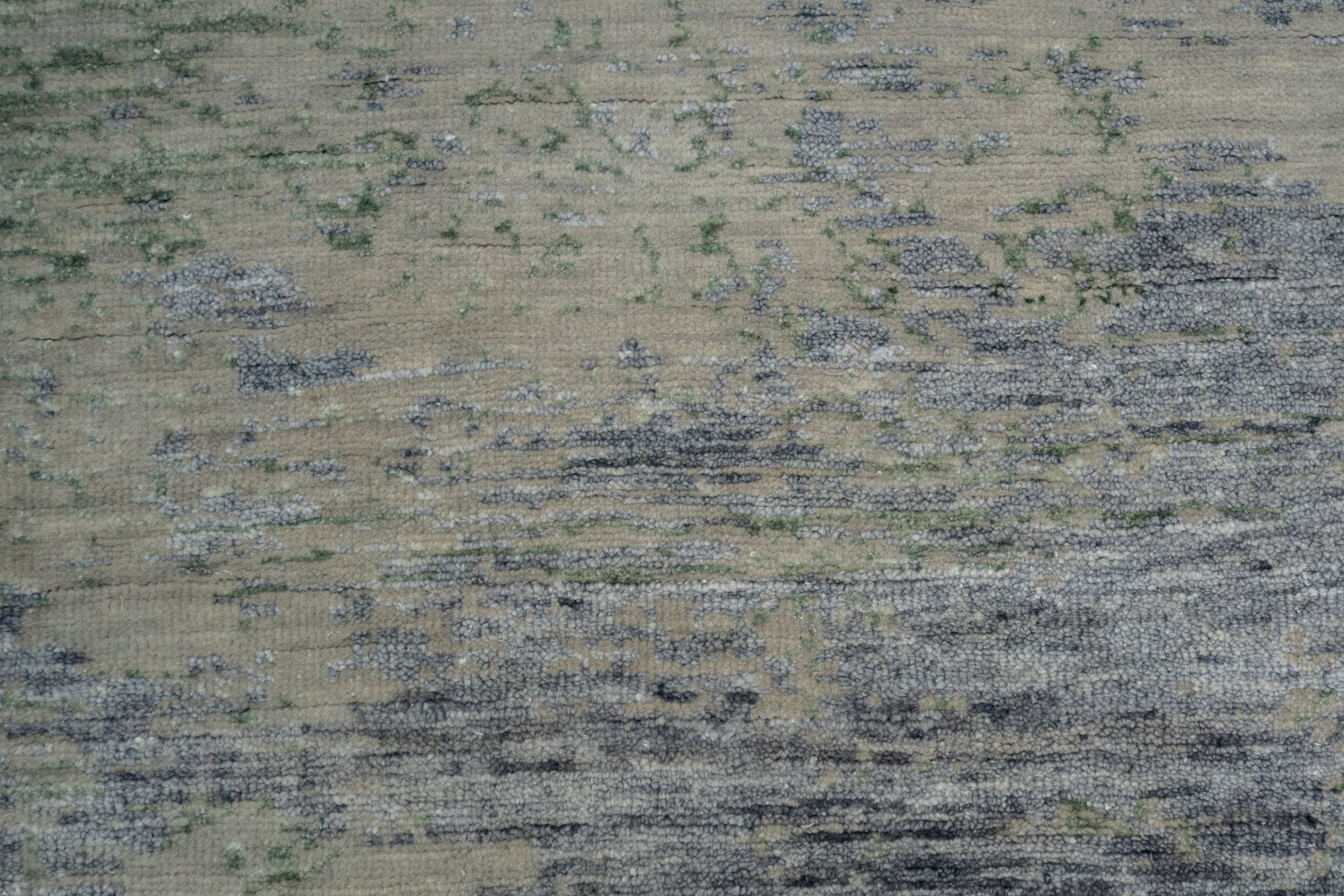 Abstract Design Handknotted Carpet DIA- 1333