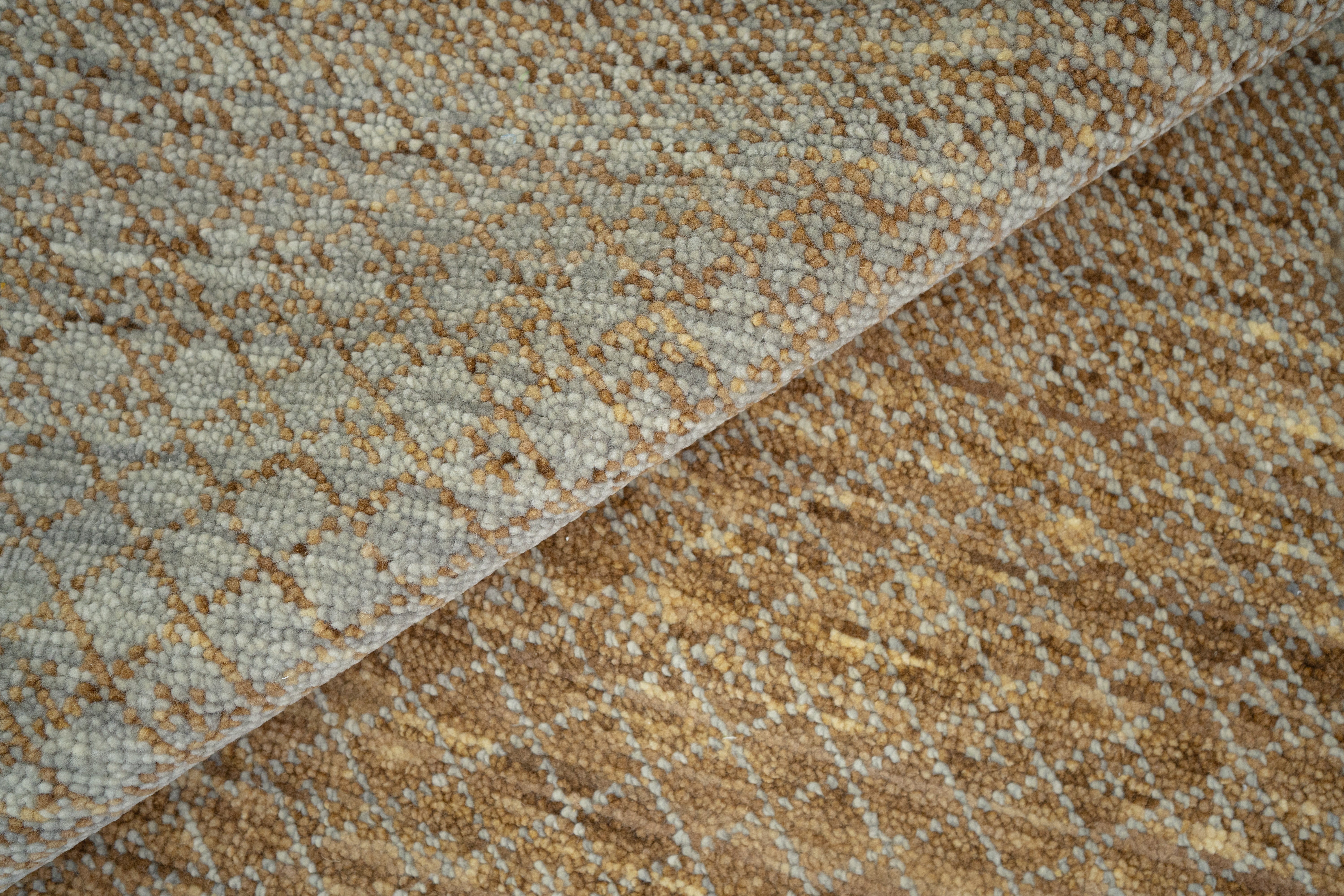 Handknotted Carpet DIA- 512