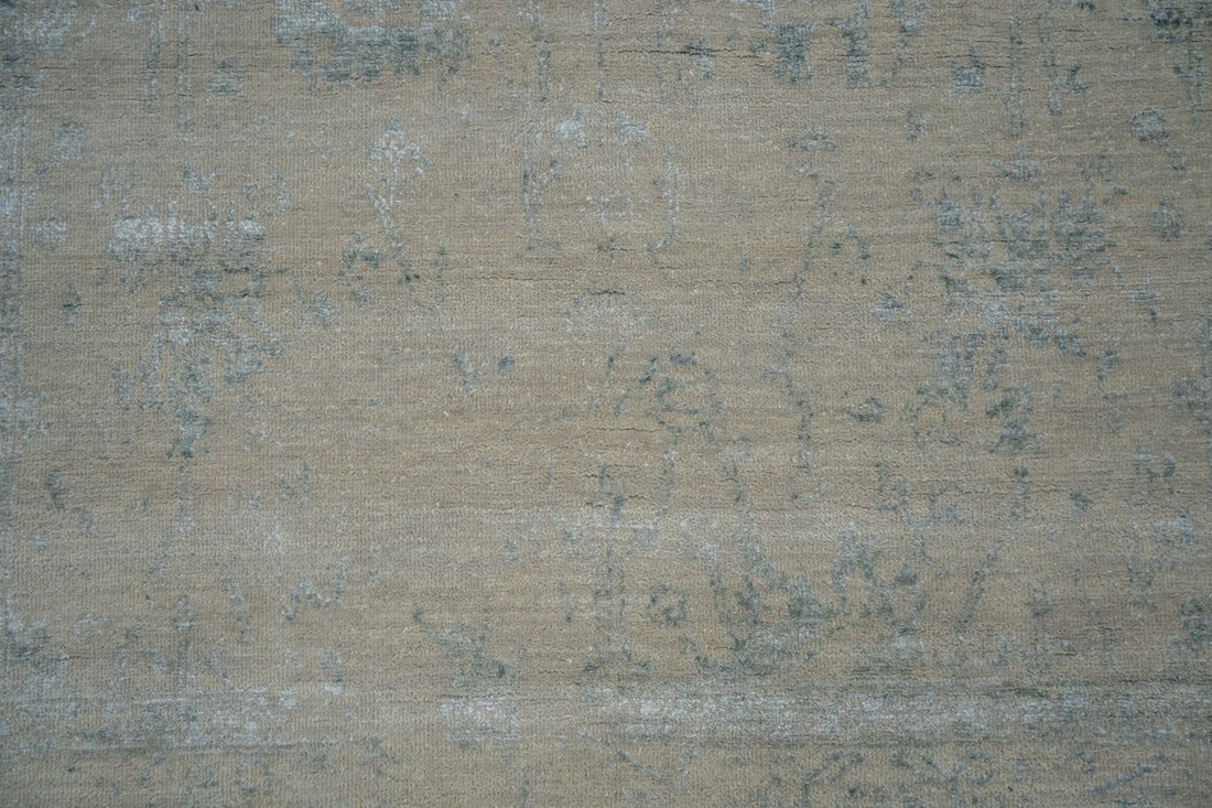 Handknotted Carpet DIA-520 VASE 3, Spanish Gray and Dim Gray