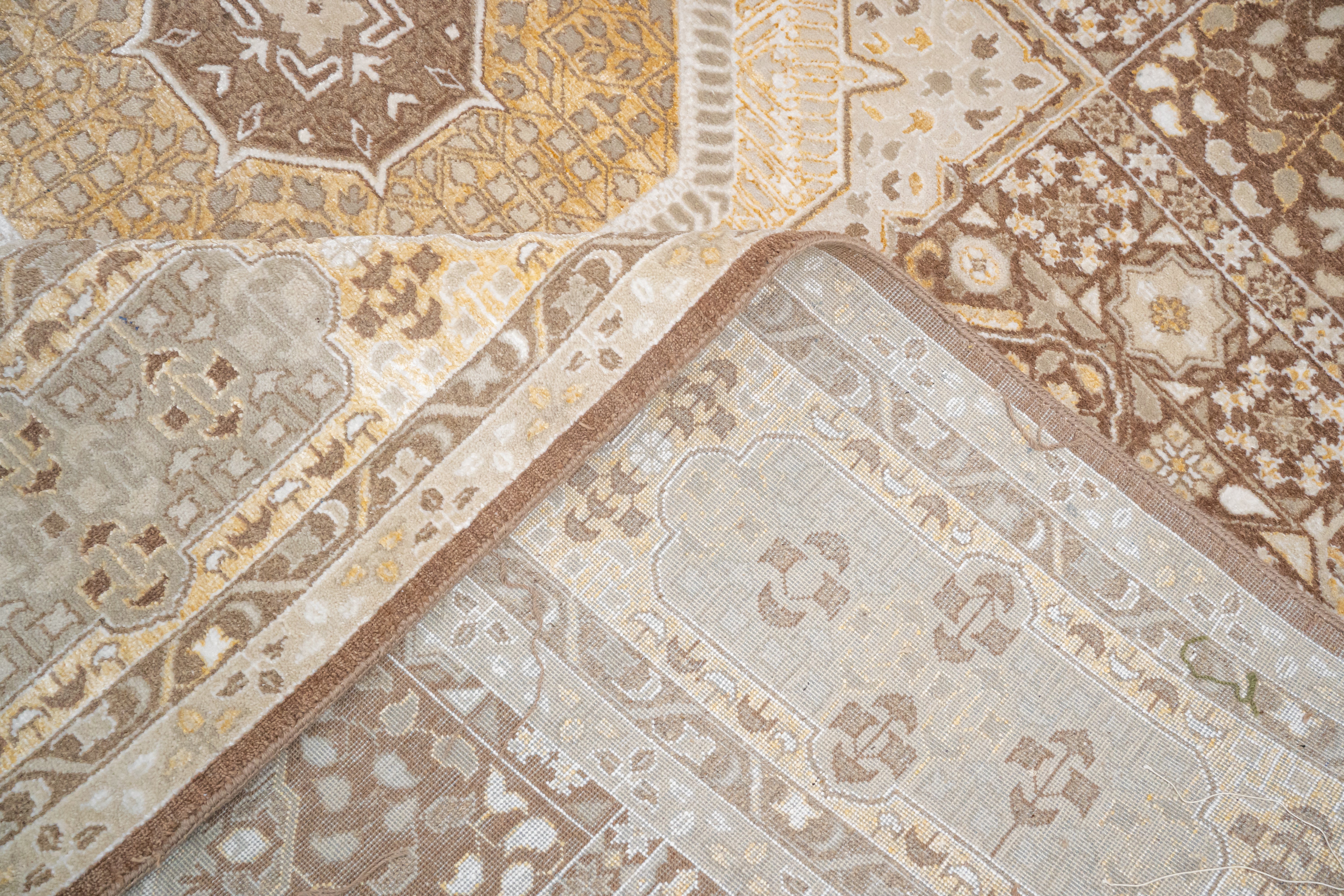 Handknotted Modern Carpets DIA- 57 MAMLUK Silver Pink, Raw Umber, Fawn & Vanilla