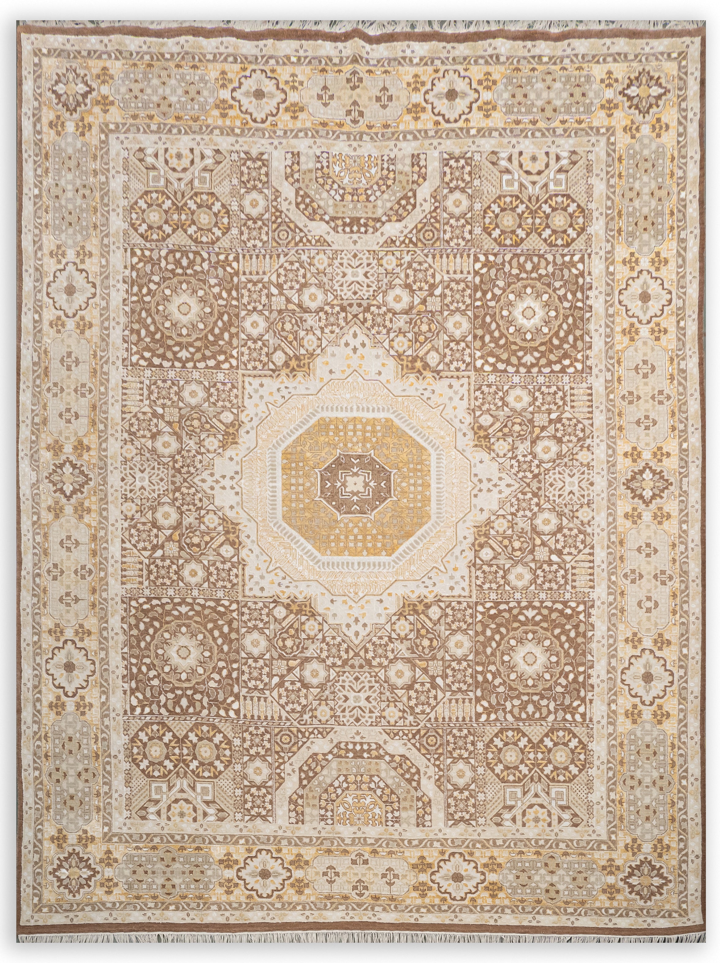 Handknotted Modern Carpets DIA- 57 MAMLUK Silver Pink, Raw Umber, Fawn & Vanilla