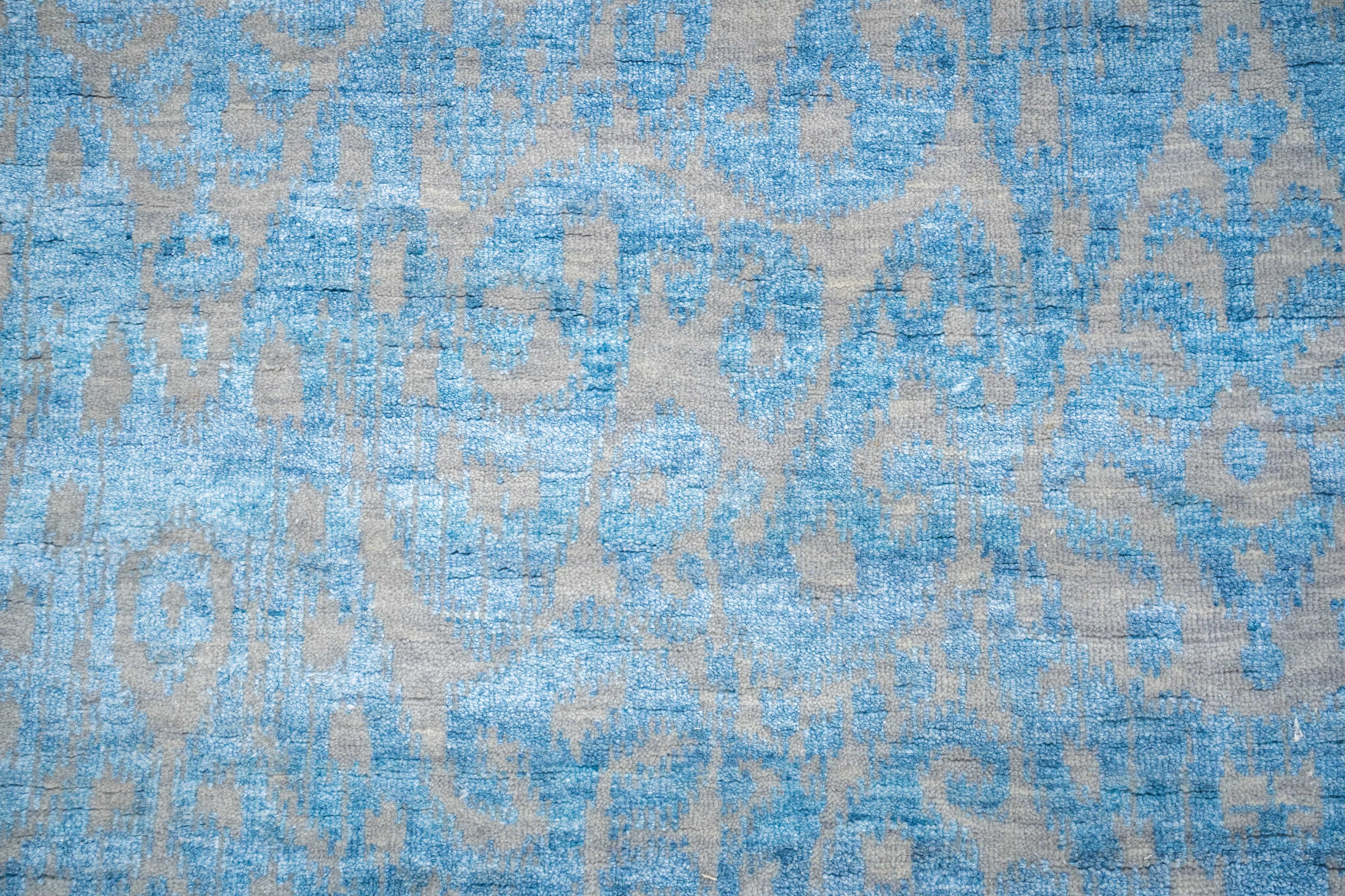 Handknotted Runner Rug DIA- 651 EKT-6,  Silver & Aqua