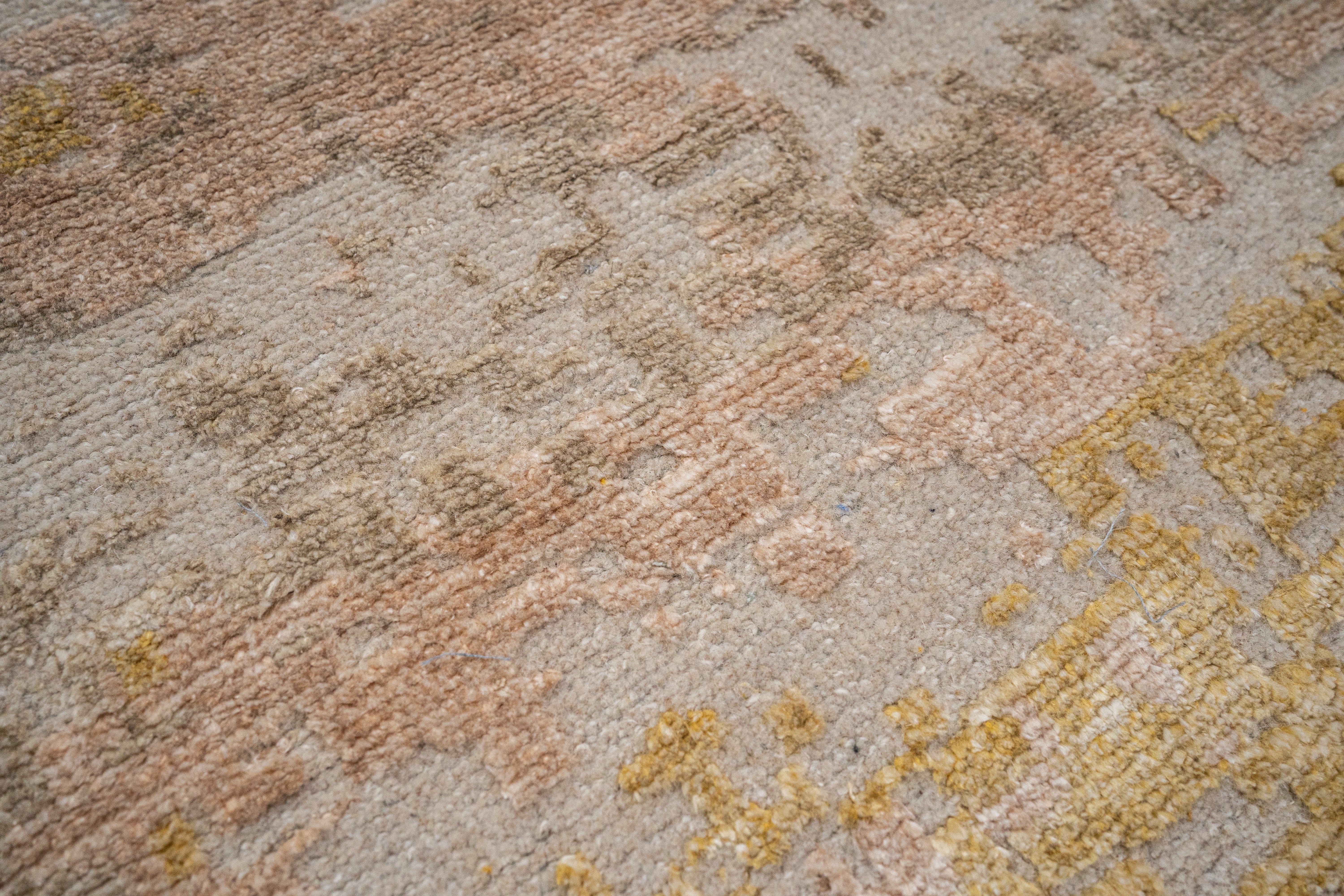 Abstract Design  Handknotted Carpet DIA - 669 GALAXY-T, Pastel Gray & Bronze(Metallic)