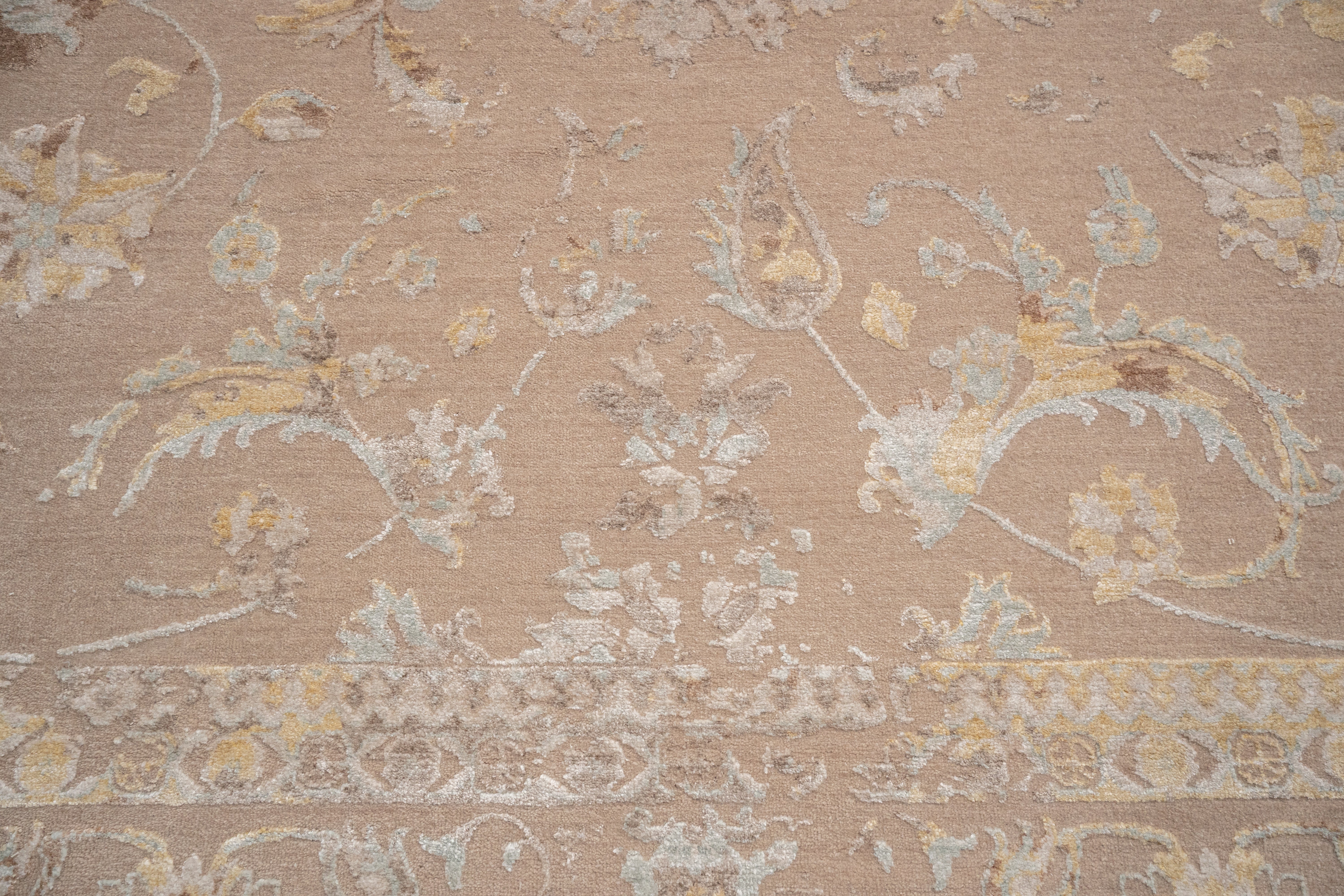 Handknotted Carpet, DIA- 69 JKA, Tuscany, French Beige & Black Shadows