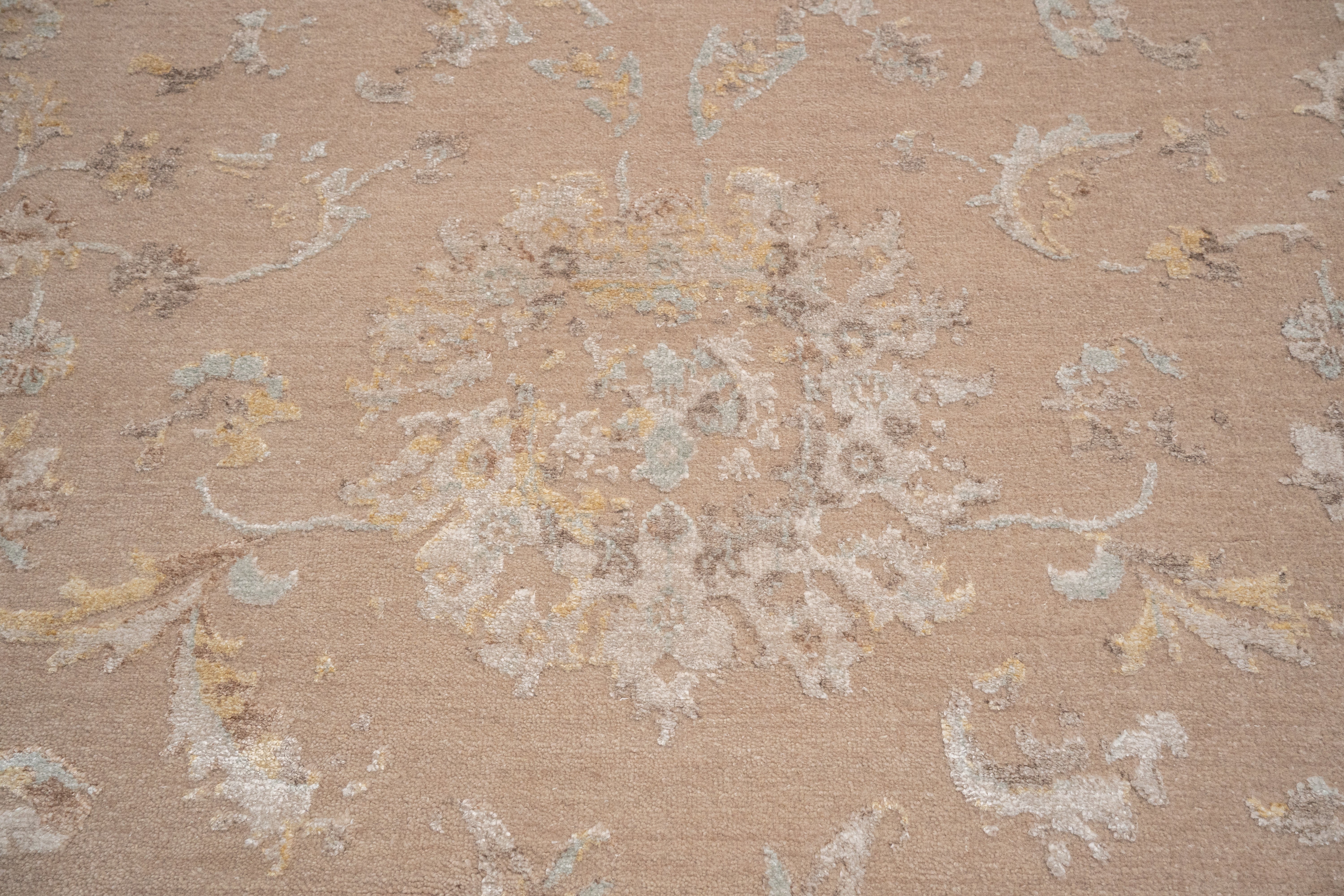 Handknotted Carpet, DIA- 69 JKA, Tuscany, French Beige & Black Shadows