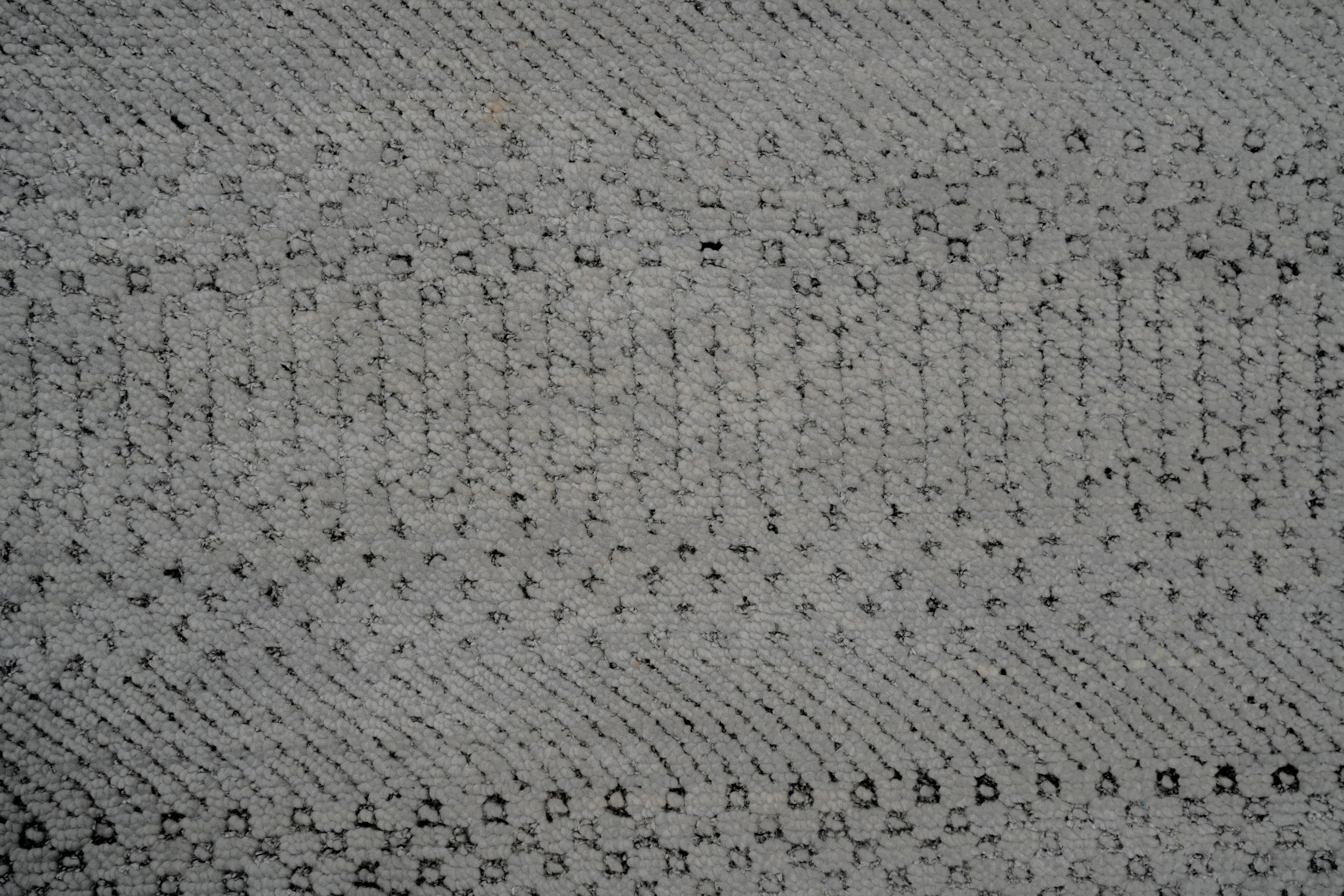 Handknotted Carpet DIA- 1064